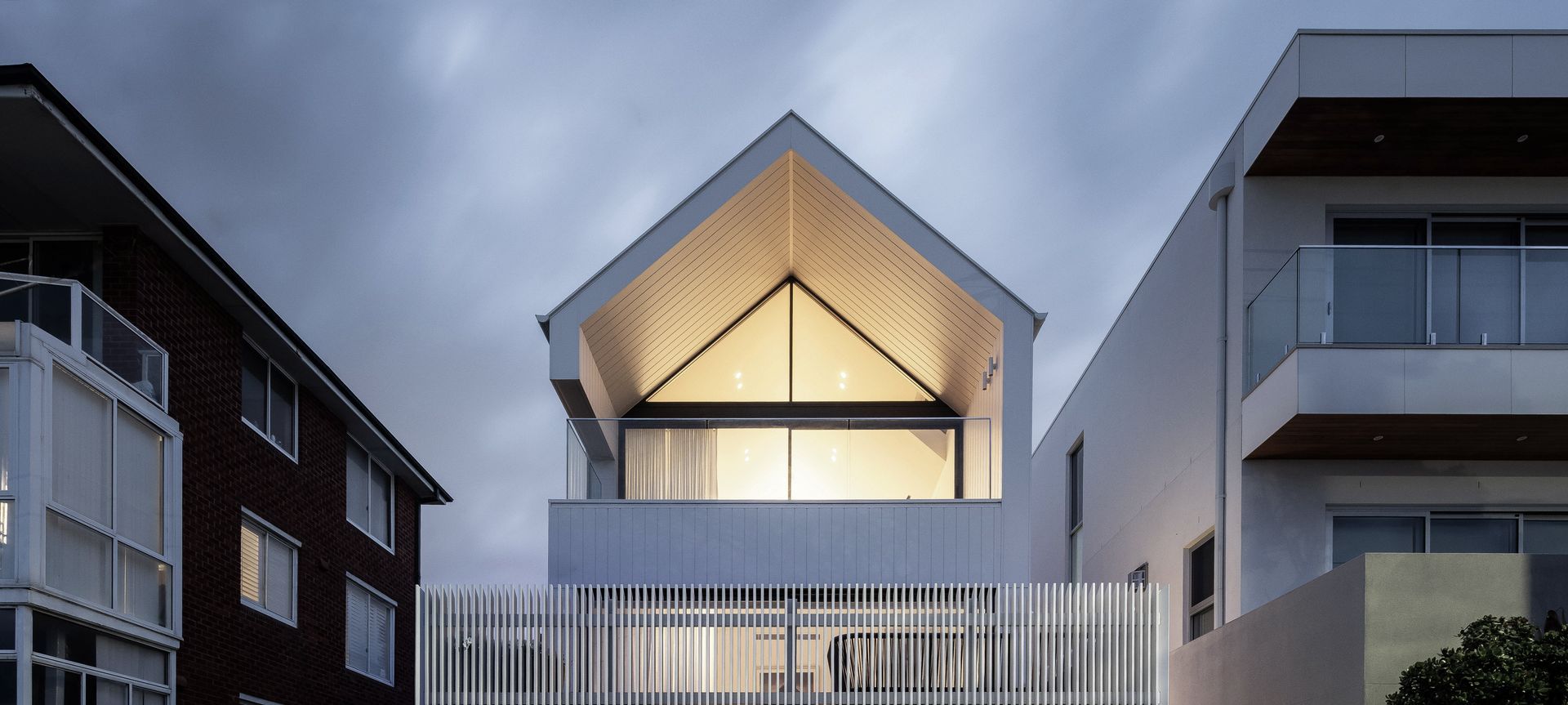 Clovelly House banner