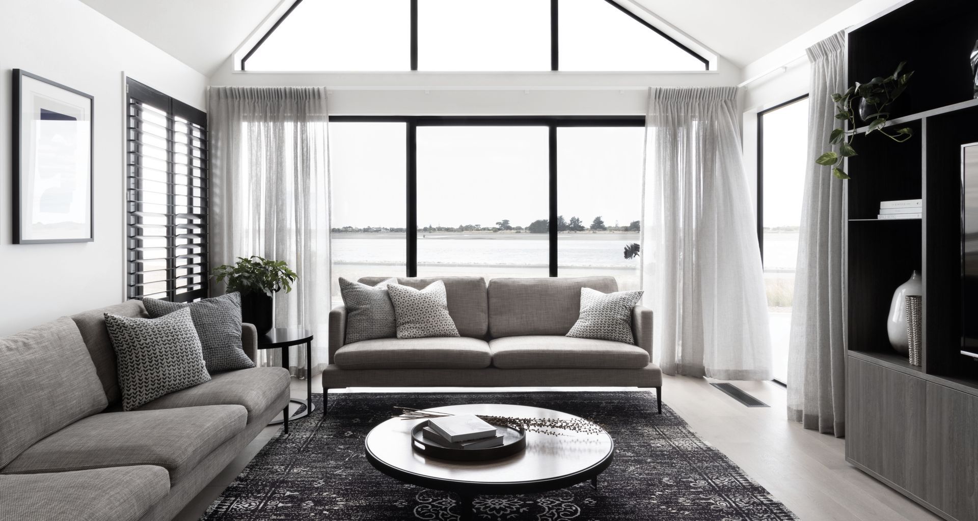 Redcliffs House banner