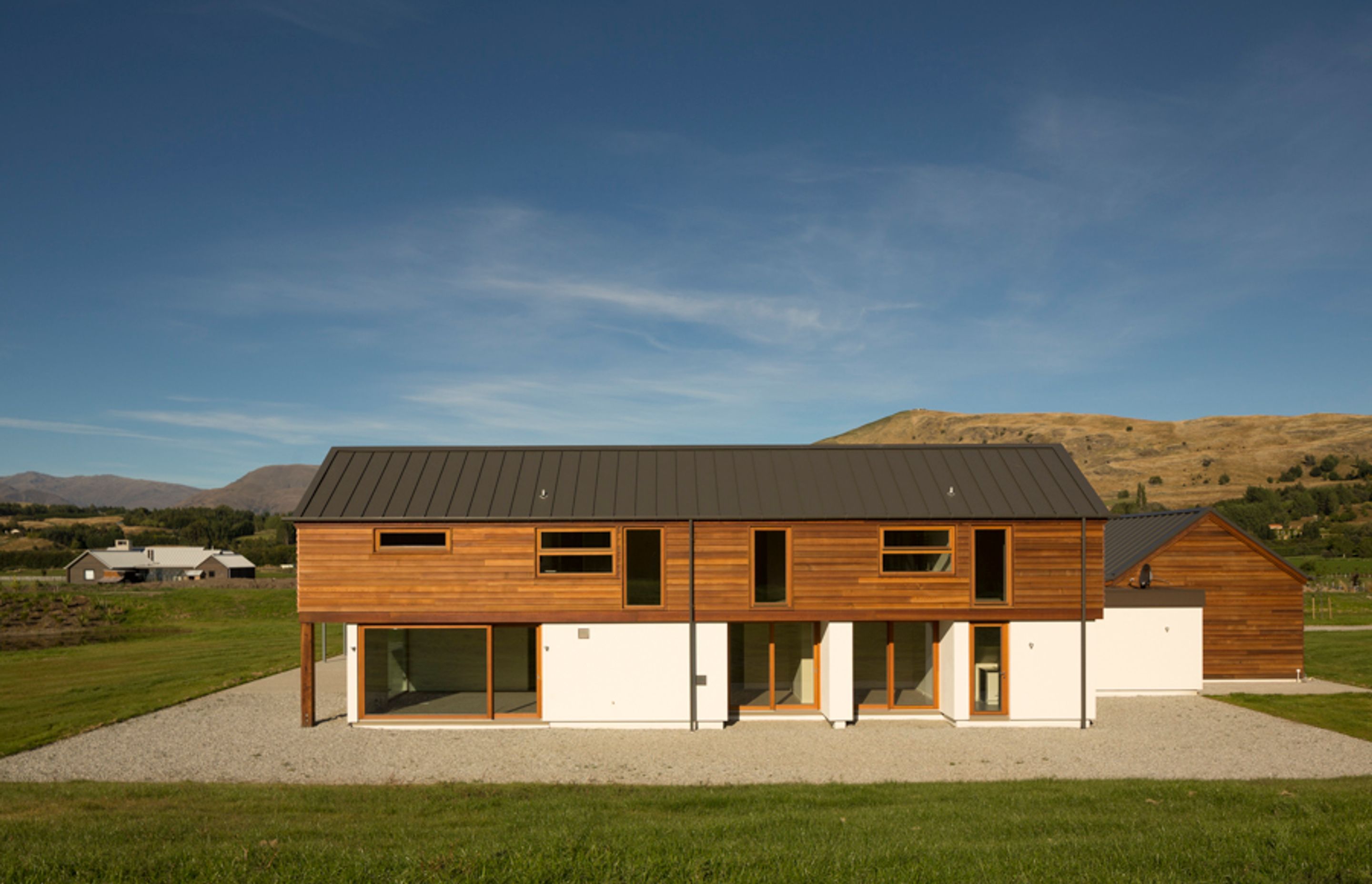 Hawthorn "Contemporary Farm" House
