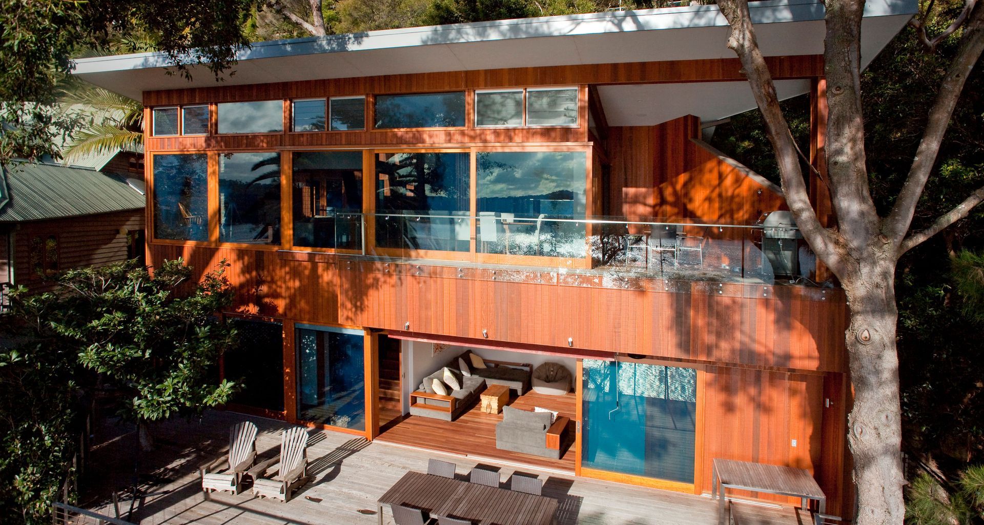 Peach Tree House banner