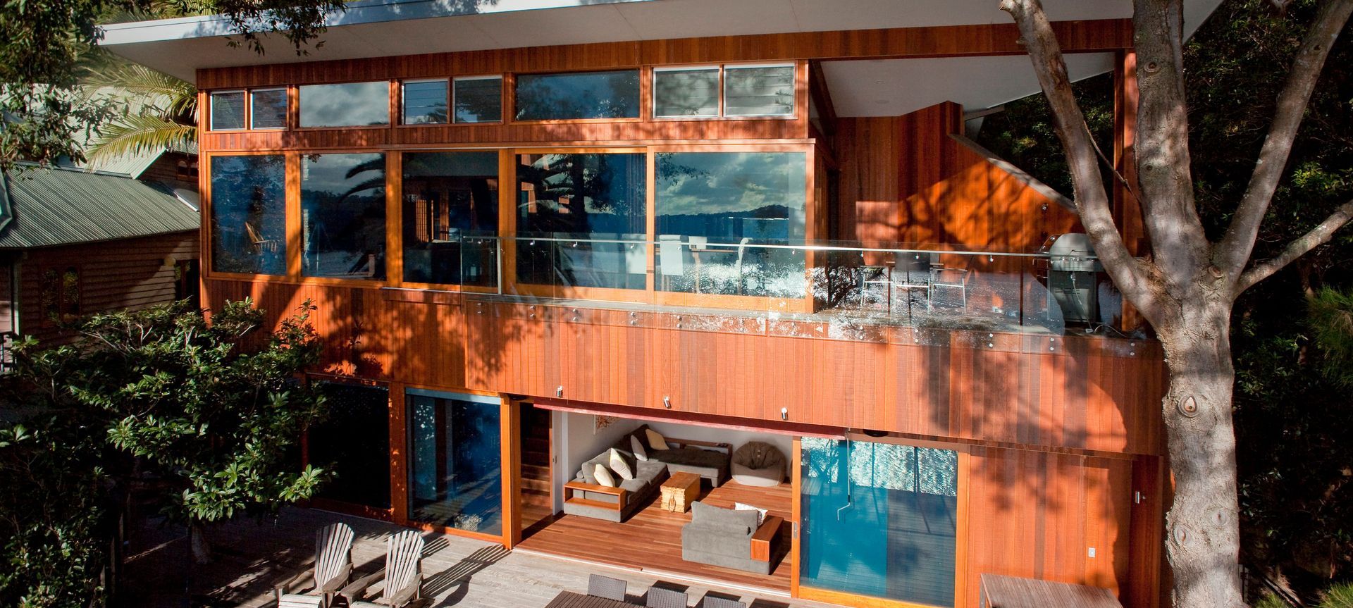 Peach Tree House banner