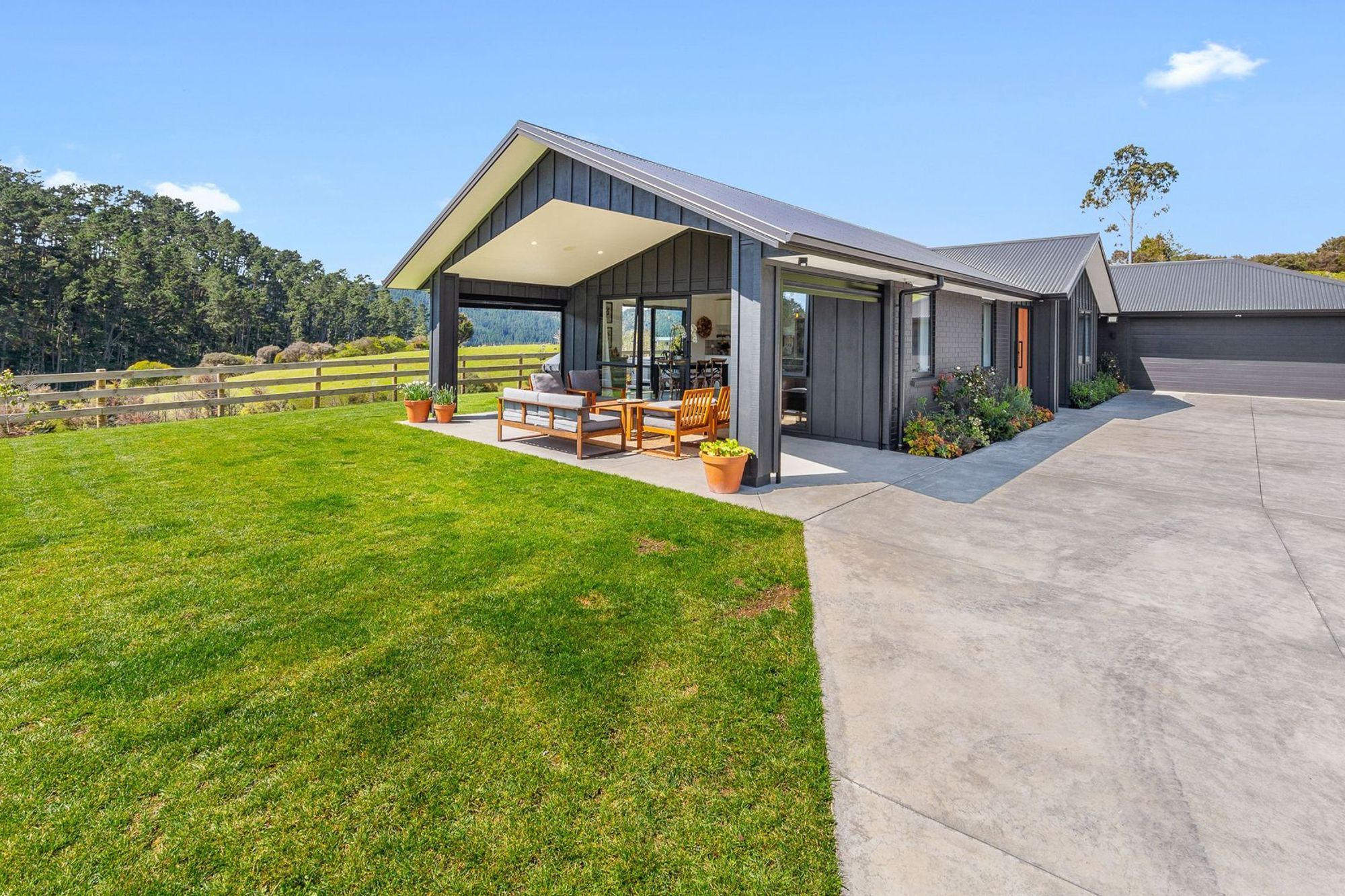 Hunua Build