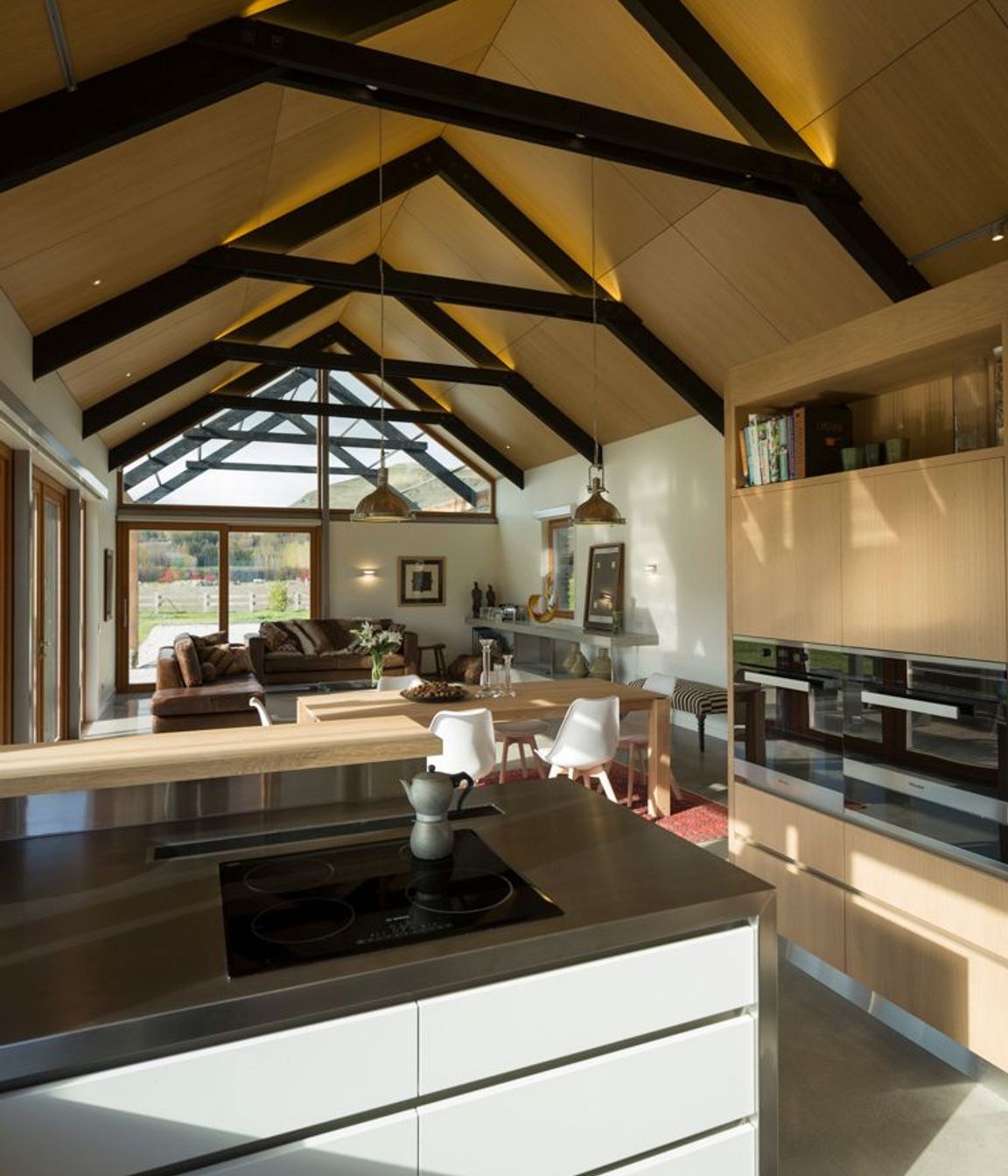 Hawthorn "Contemporary Farm" House