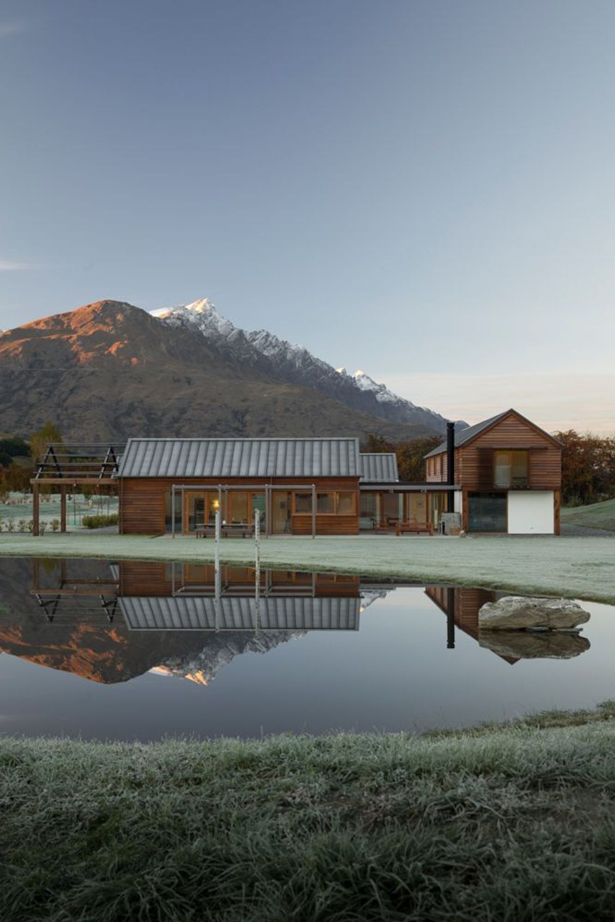 Hawthorn "Contemporary Farm" House