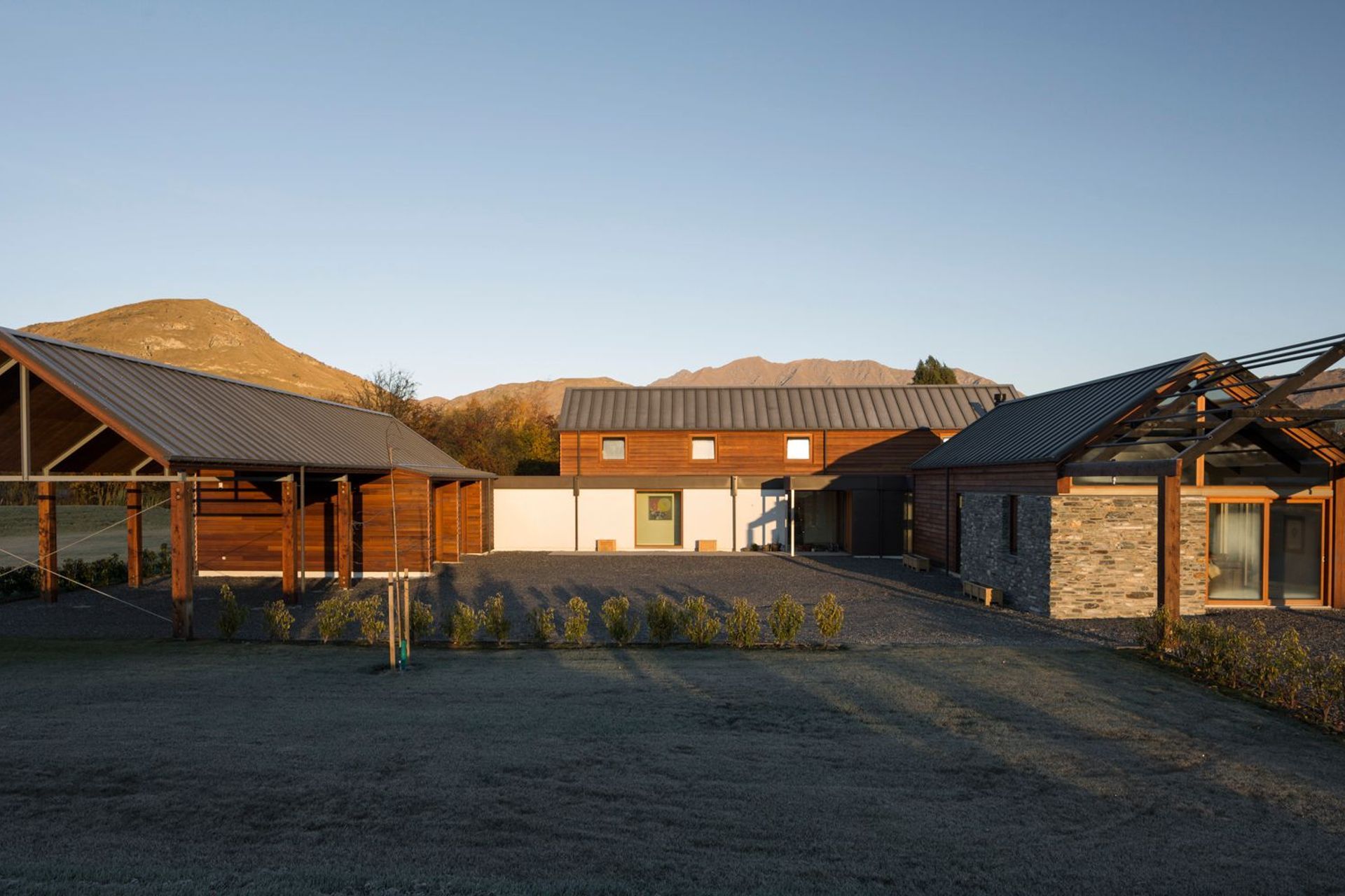 Hawthorn "Contemporary Farm" House