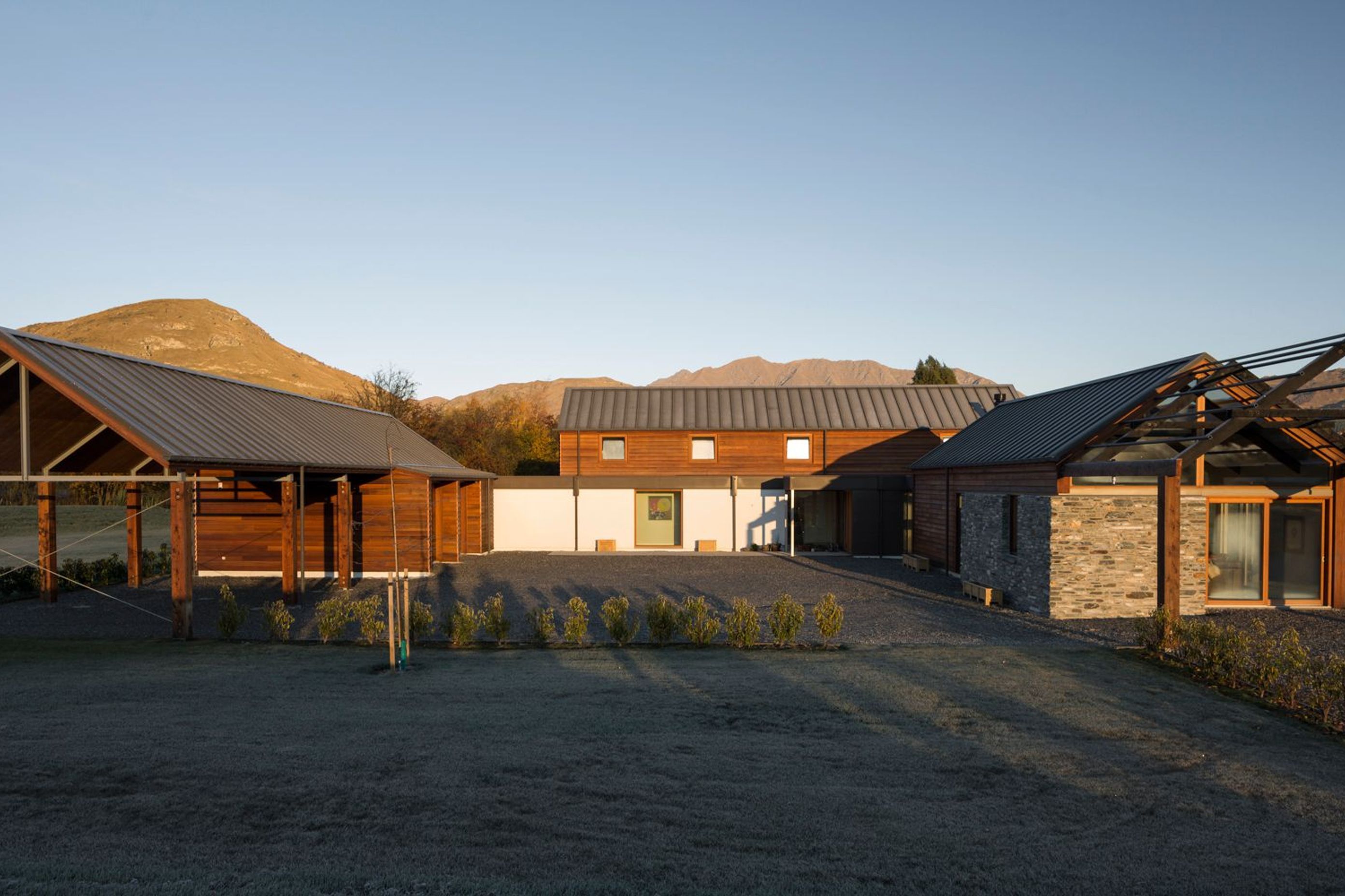 Hawthorn "Contemporary Farm" House