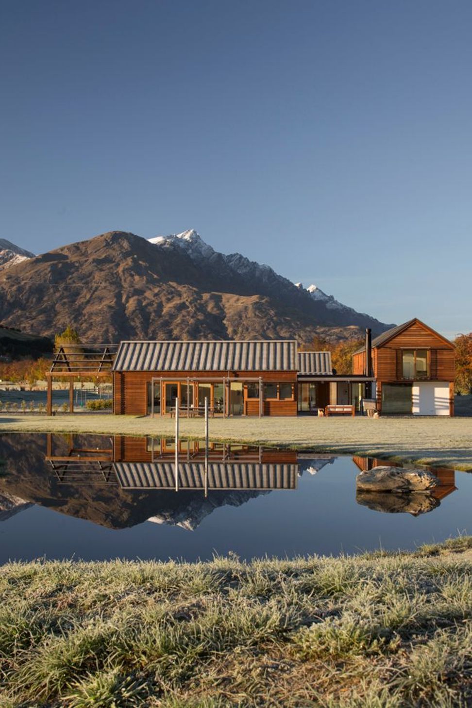 Hawthorn "Contemporary Farm" House