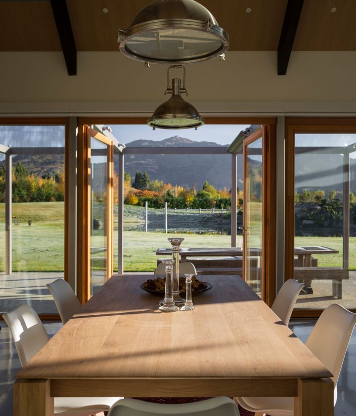 Hawthorn "Contemporary Farm" House