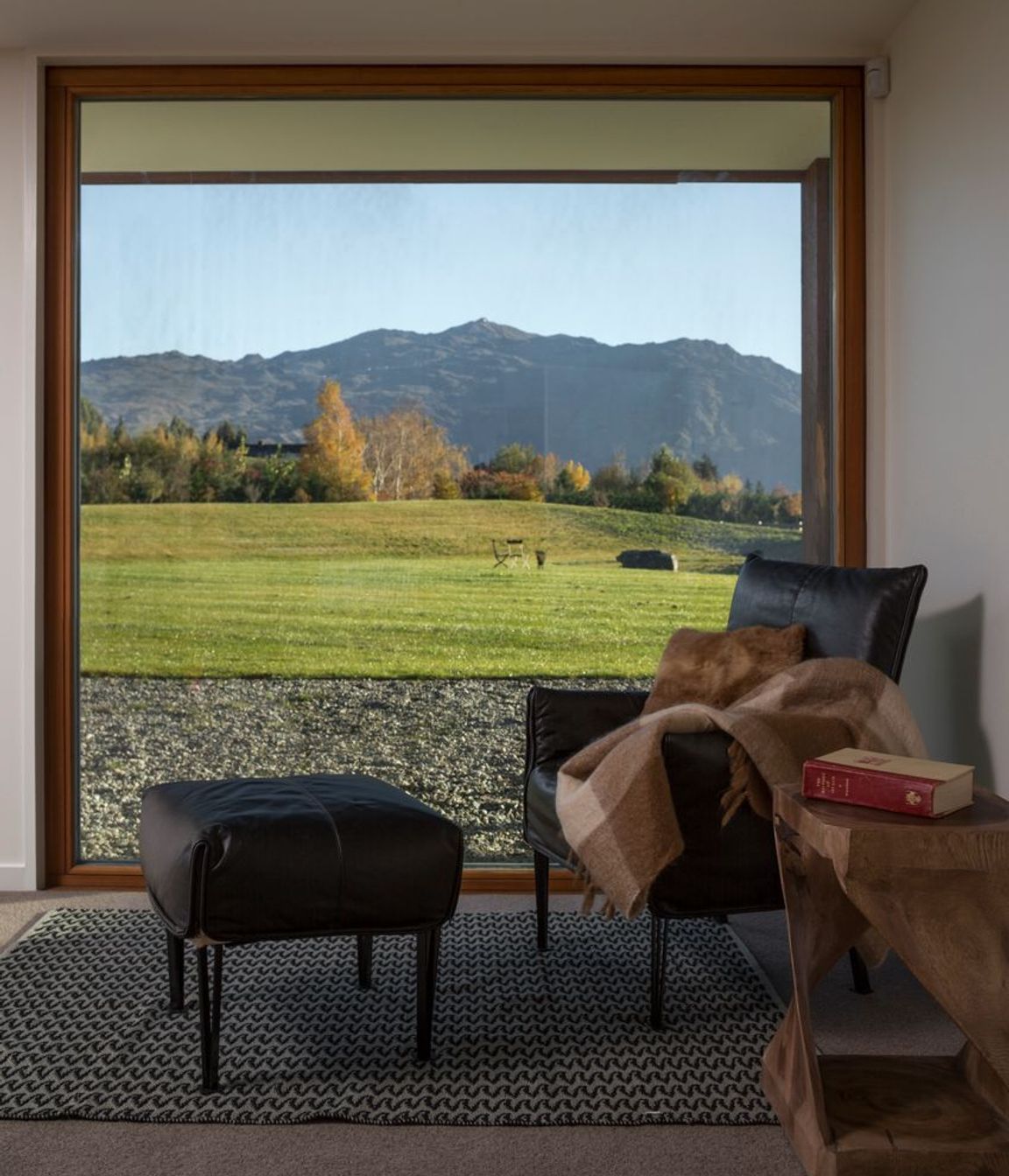 Hawthorn "Contemporary Farm" House