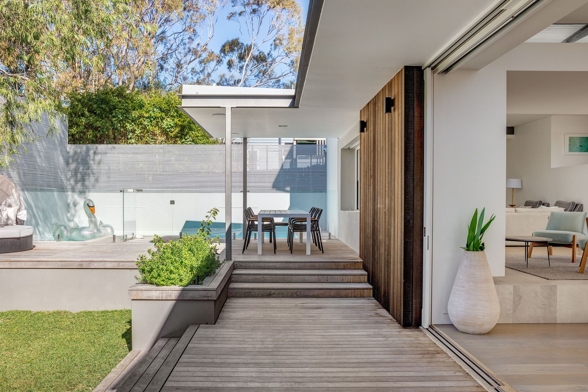 Photography: Murray Fredericks