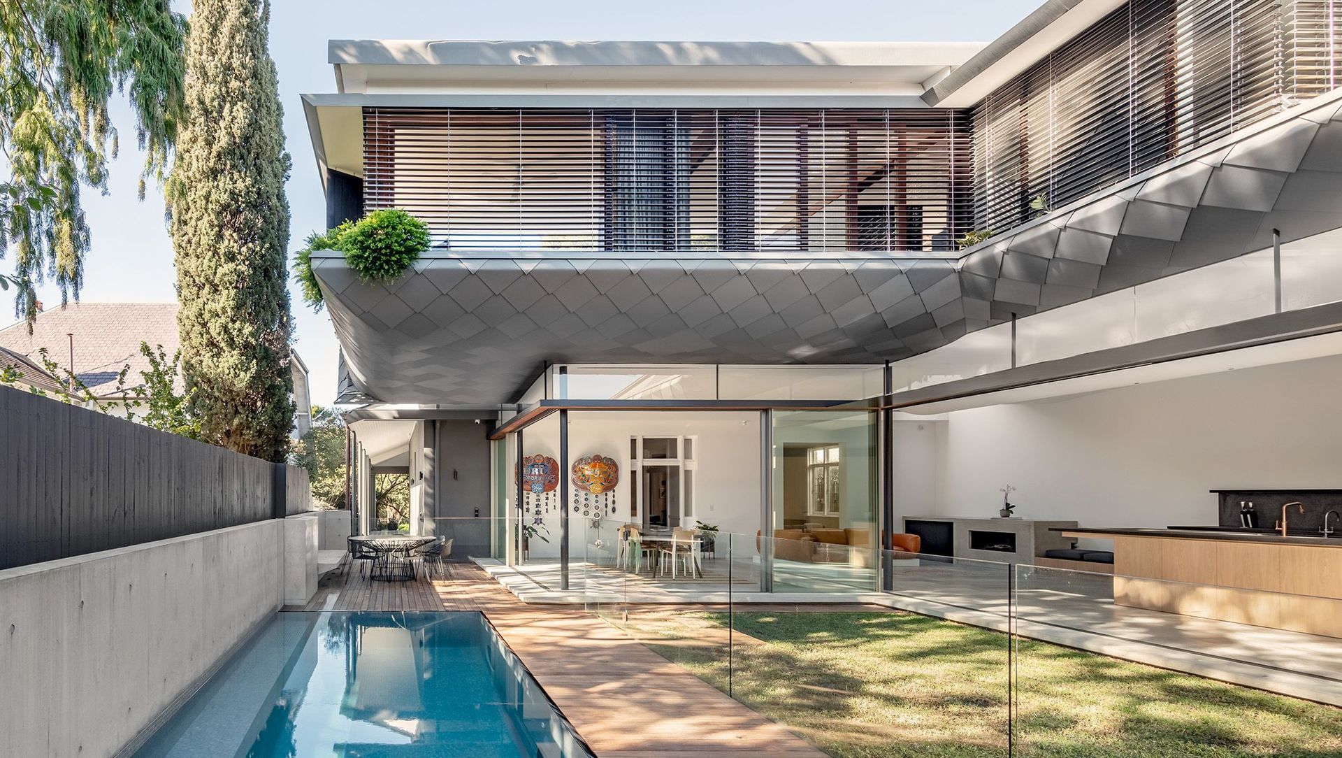 Martin Road, Centennial Park banner