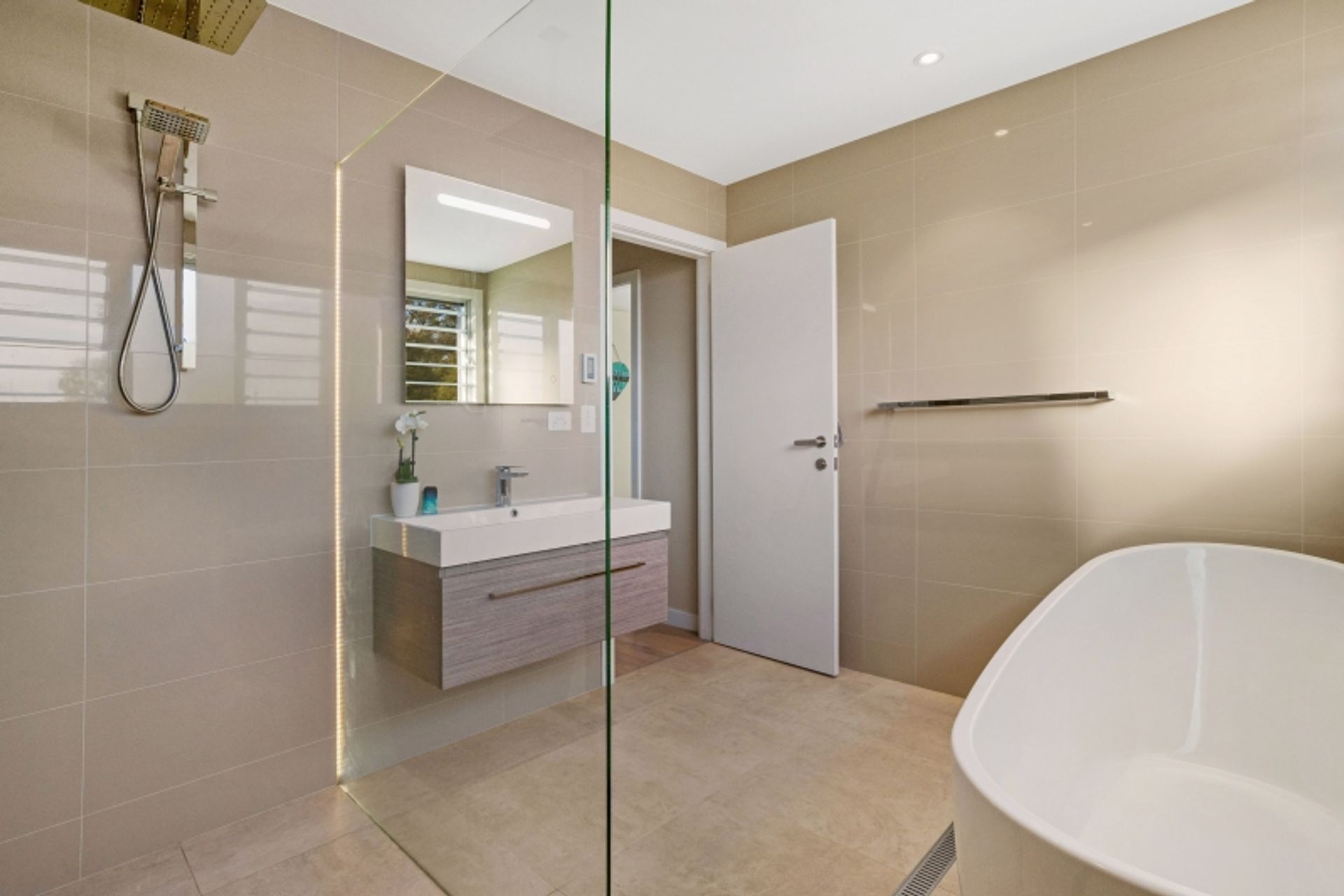 Mt. Kuring-gai Residence