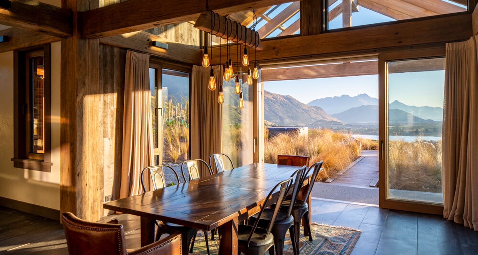 Arrowtown - Lake Hayes Road House banner