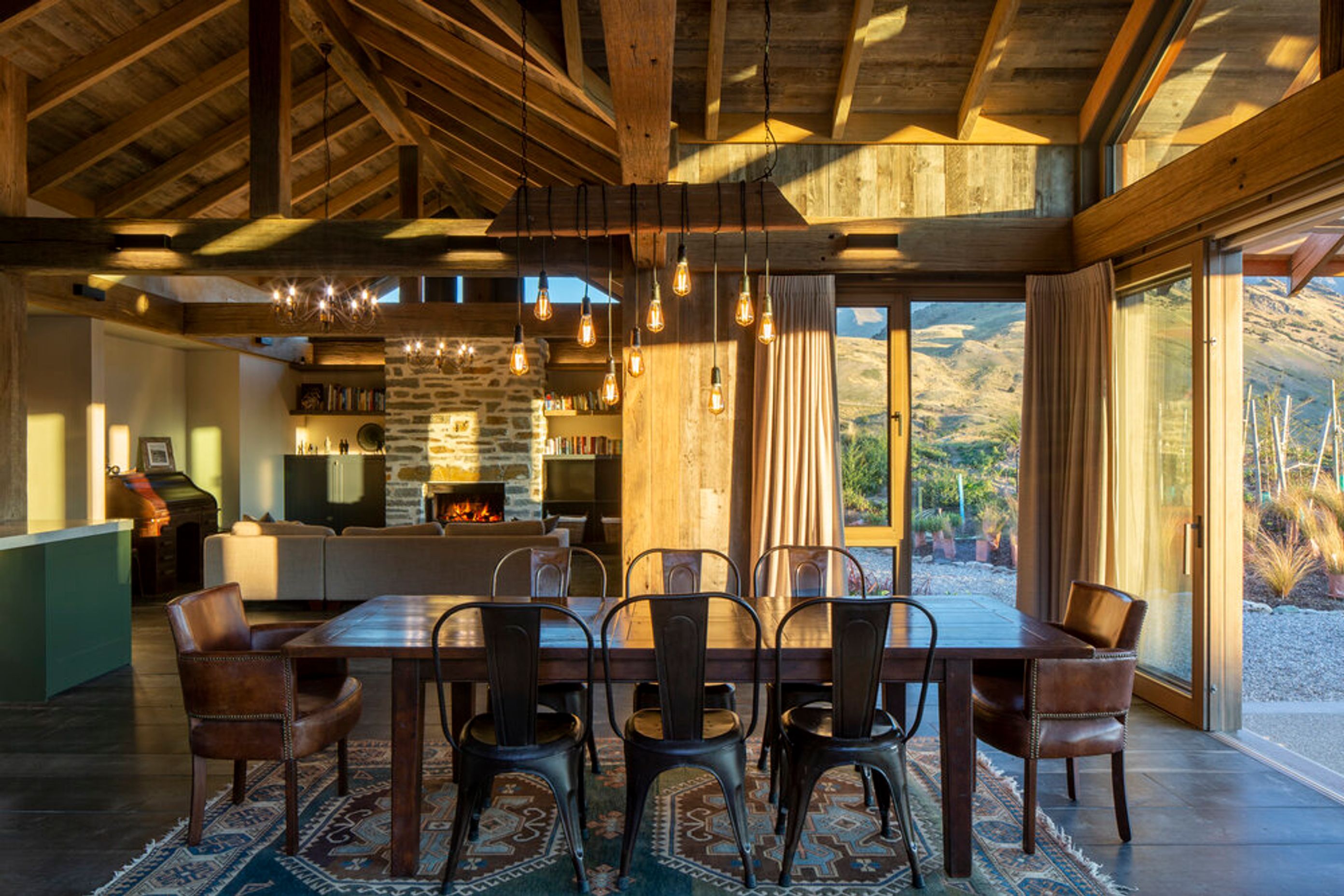 Arrowtown - Lake Hayes Road House