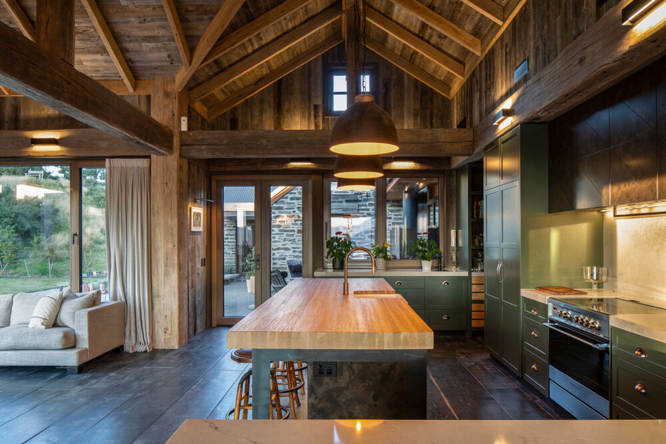 Arrowtown - Lake Hayes Road House