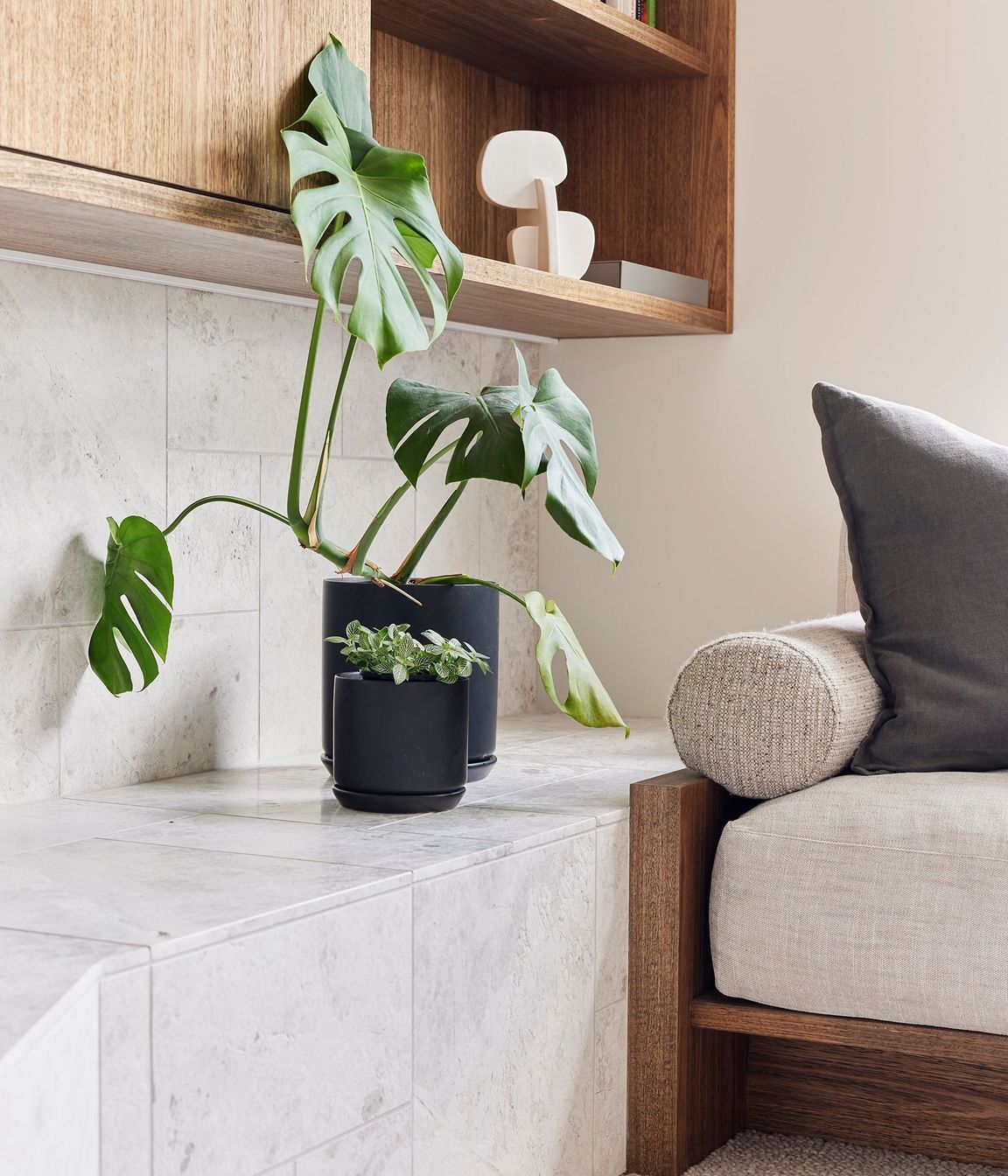 Mid Century Mount