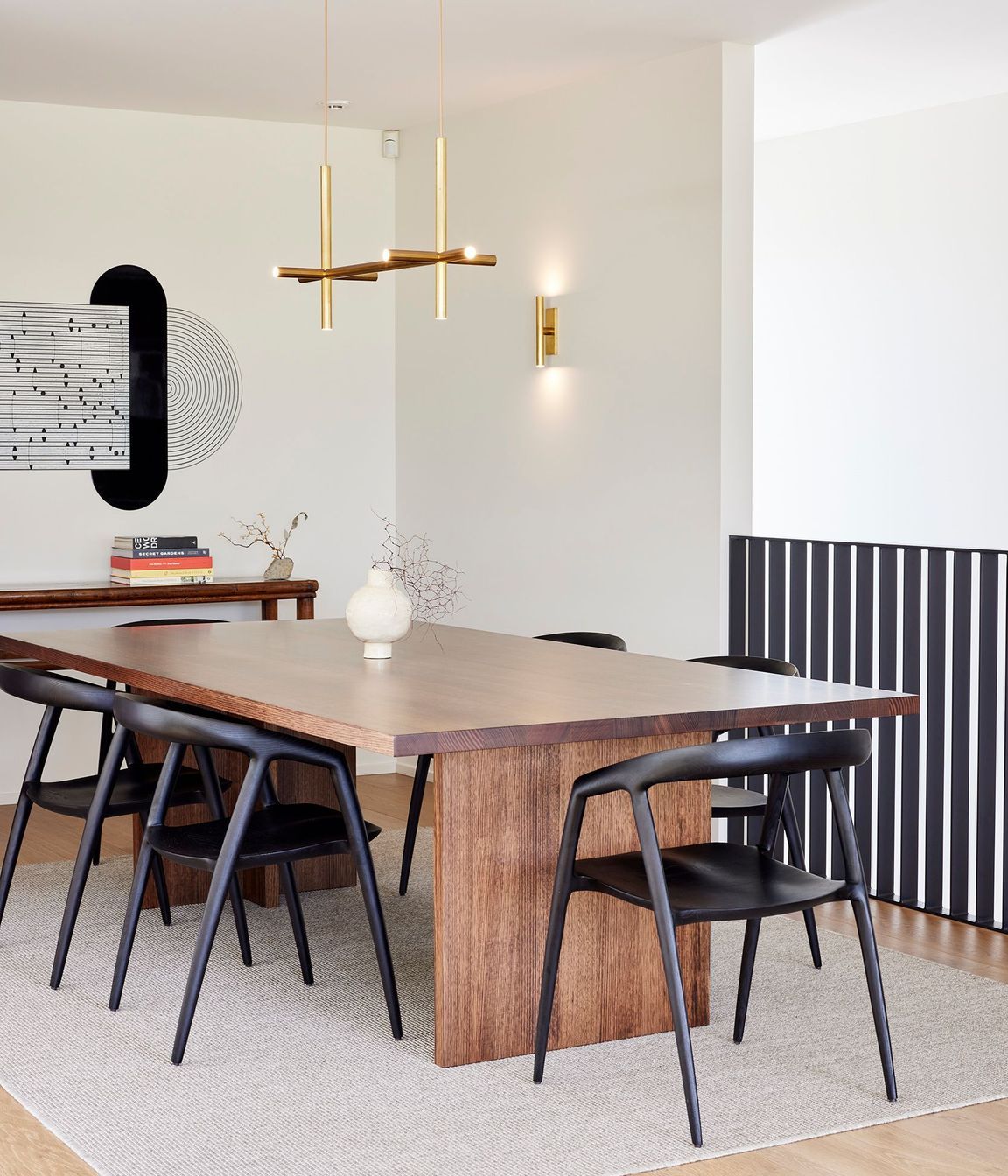 Mid Century Mount