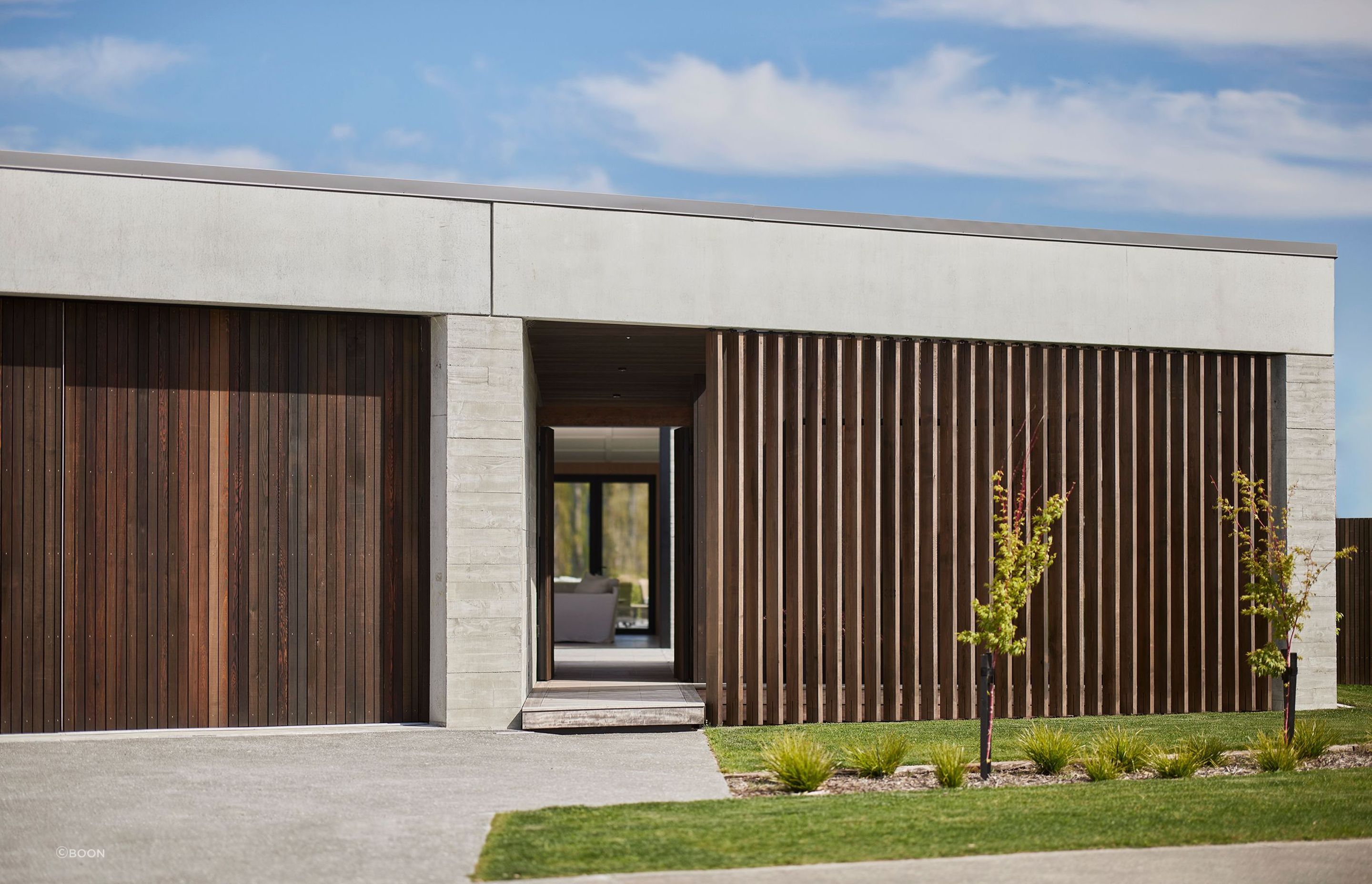 MattQueureueBoonLislandDr0603.jpg