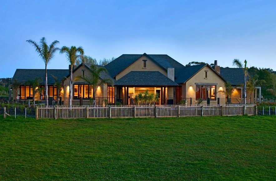 Country Manor