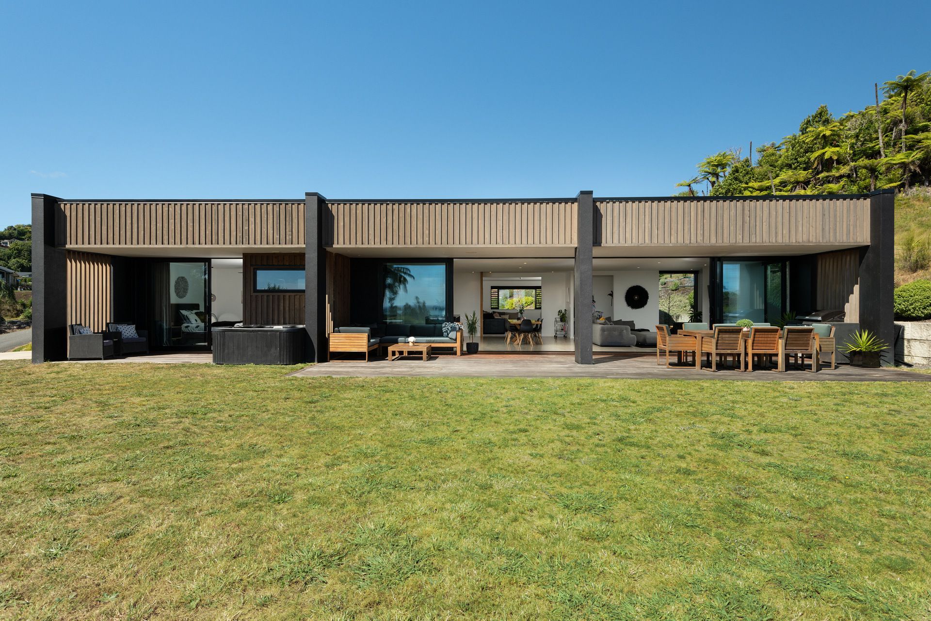 Larman  Minden Hills Te Puna