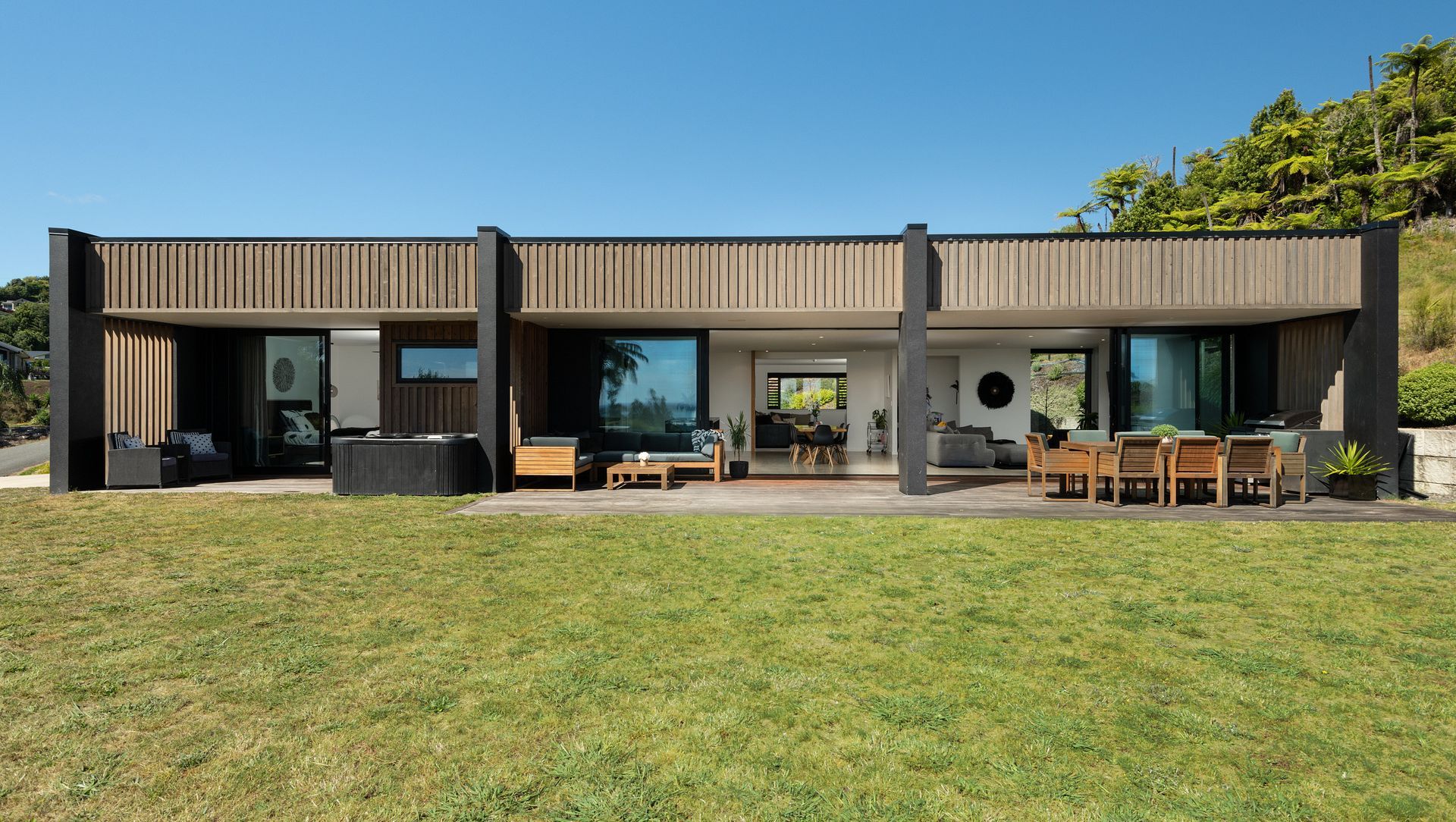 Larman  Minden Hills Te Puna banner