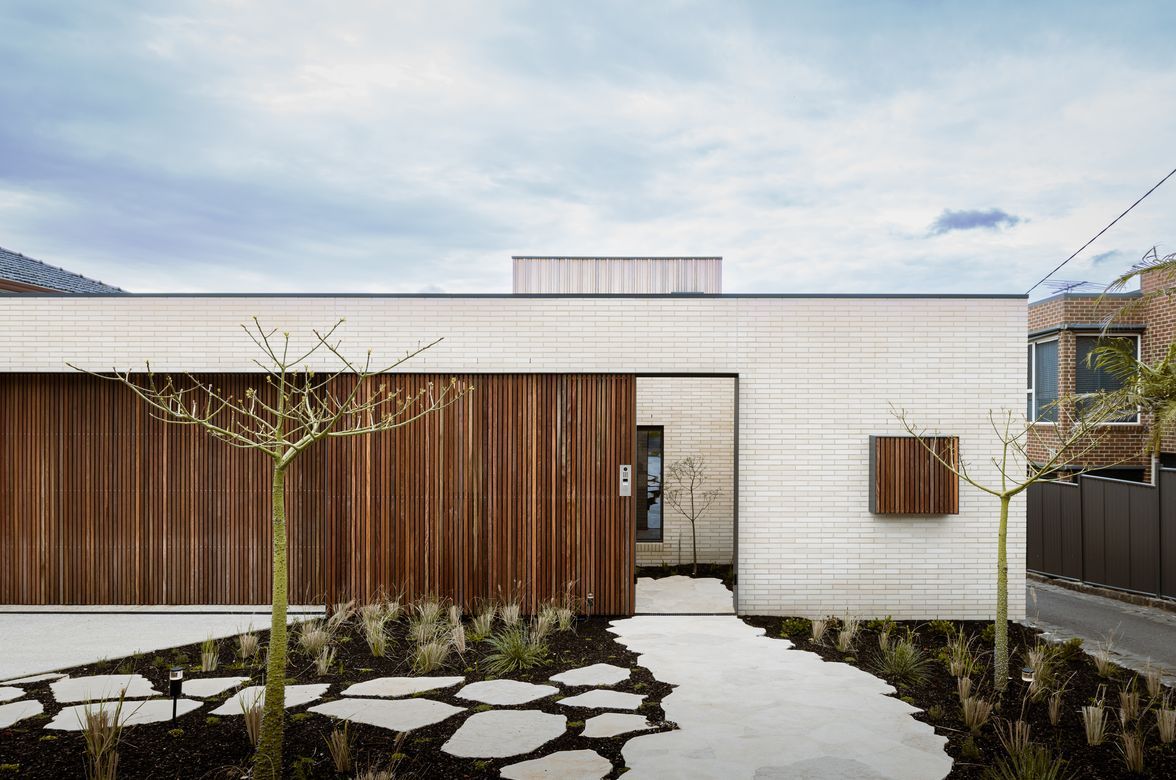 Mirage House