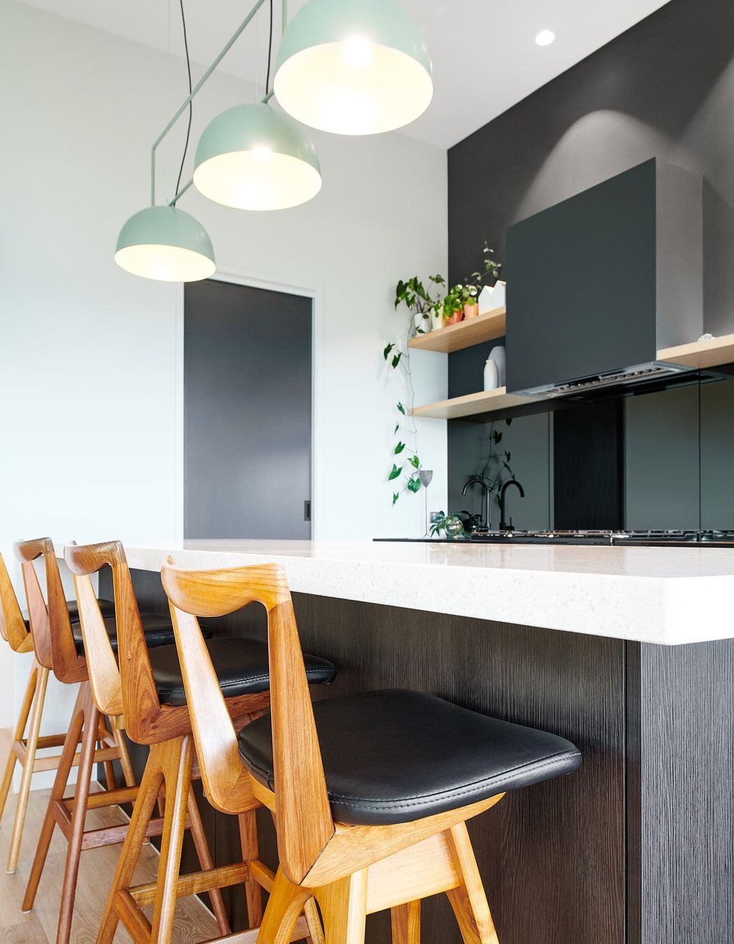 ModernCoastalCustomHome-SherriffConstructionsDesignerBuilderSurfCoastTorquayGeelongBellarineTPPSHERRIFF21PATCHINGWAYPTLONSDALE218.jpg