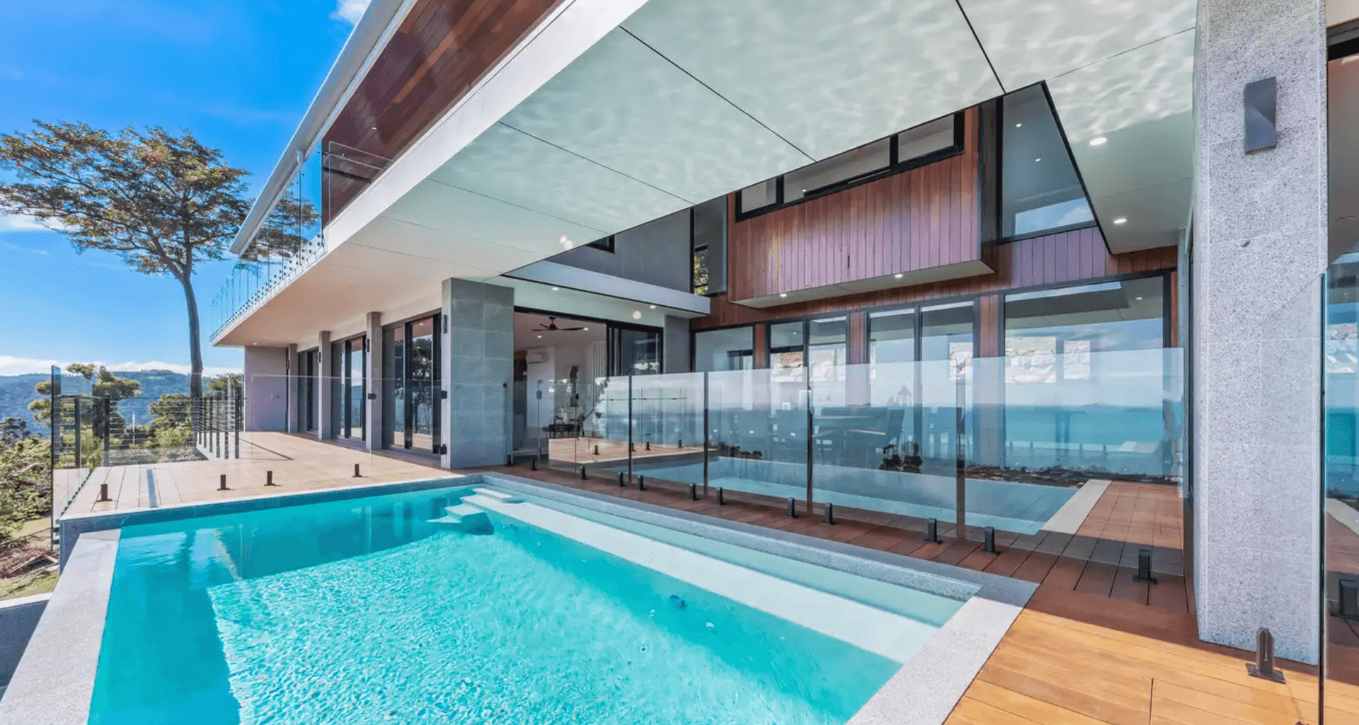 Mt Whitsunday Residence banner