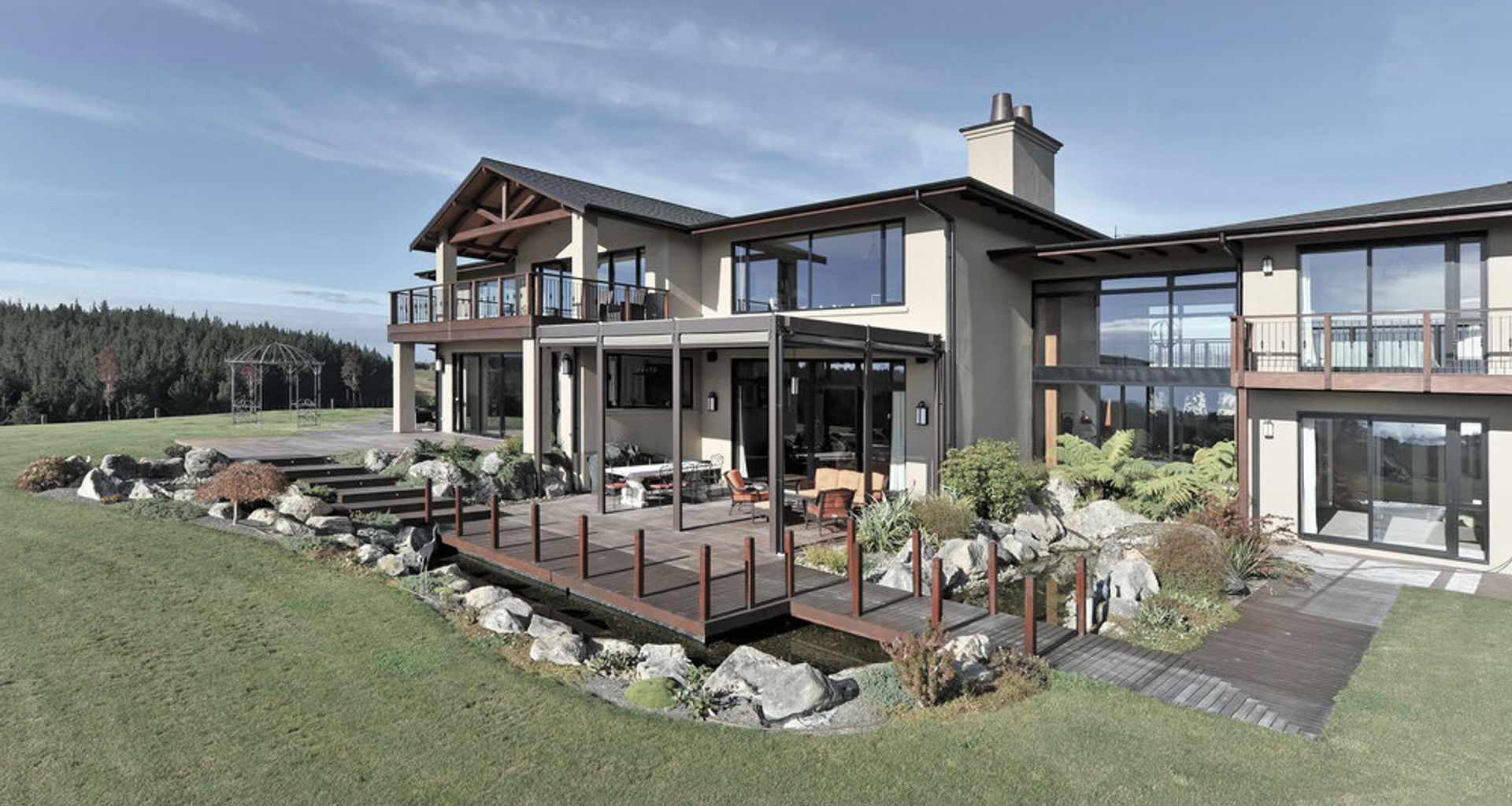 Weka Road House banner