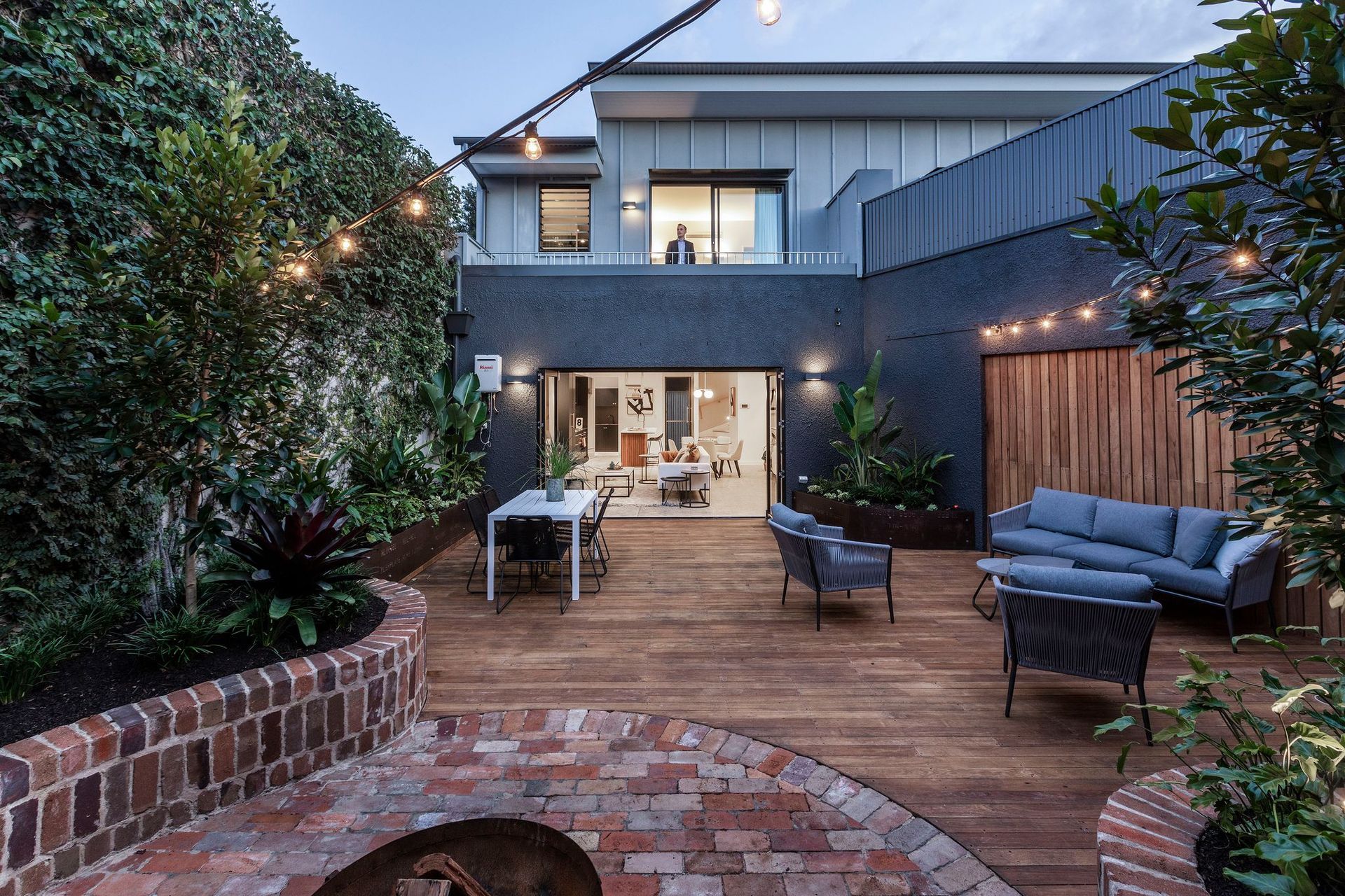 Laneway residence