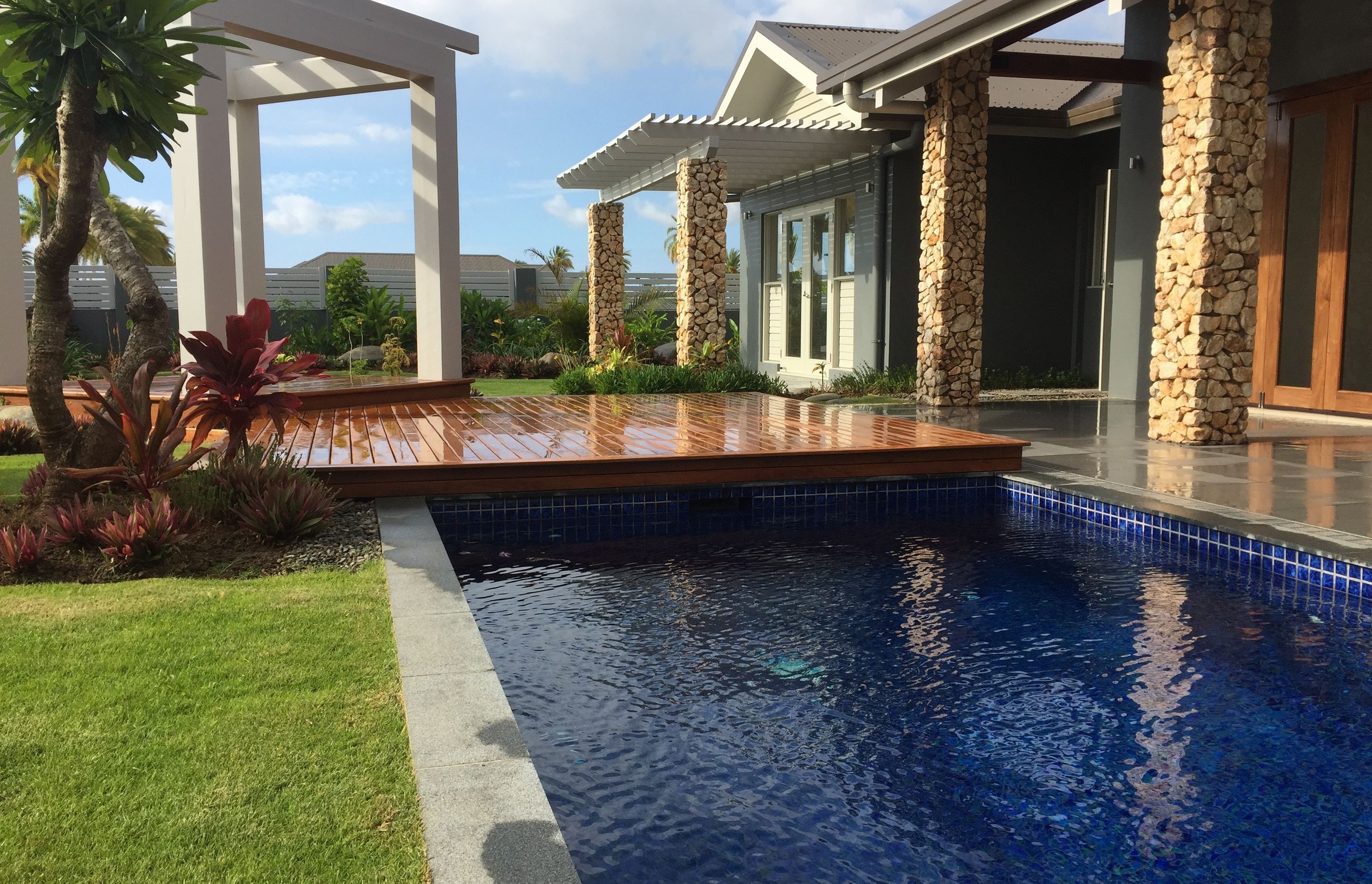 Naisosa-Display-Home-Pool.jpg