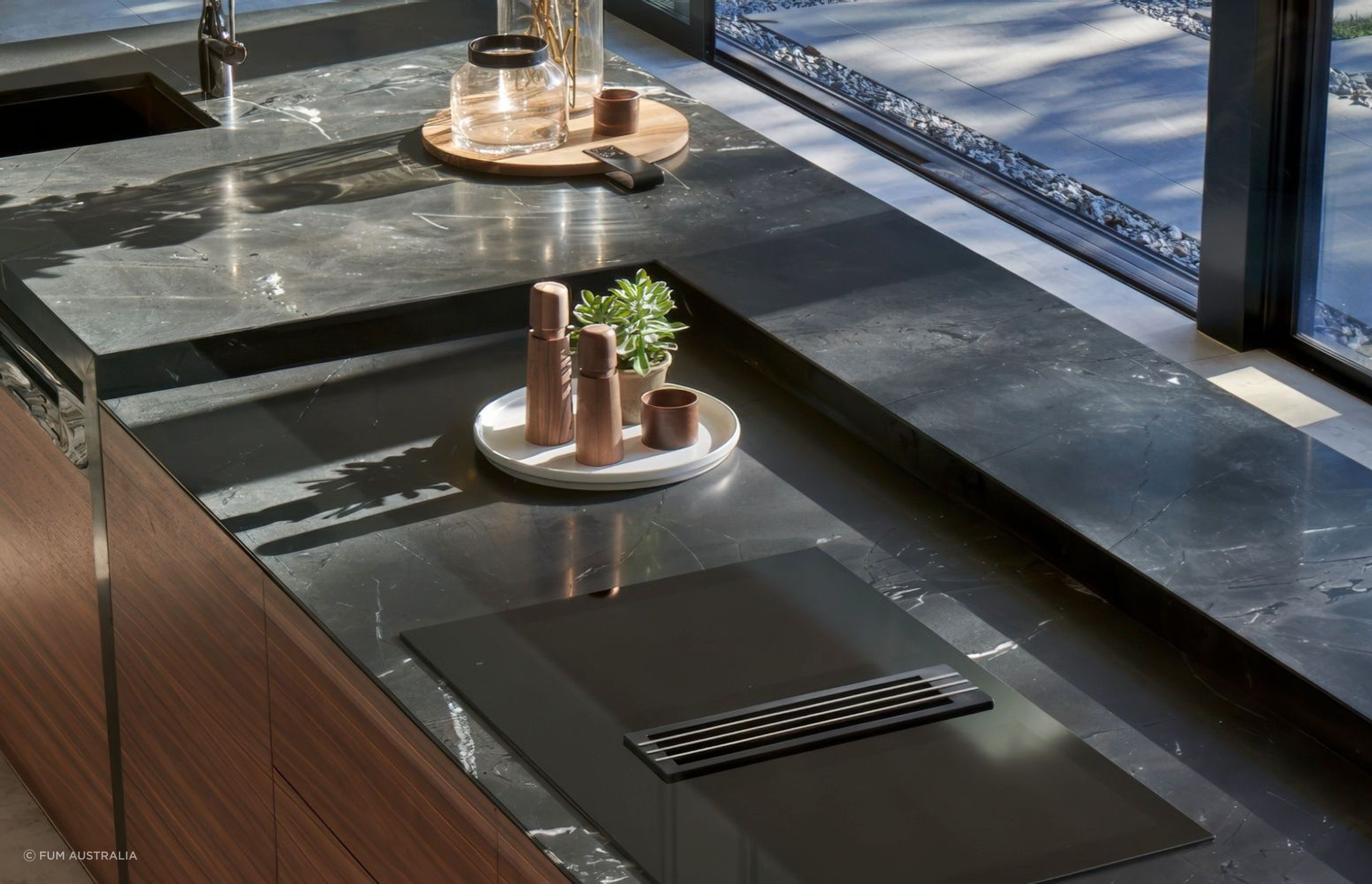 Negresco-Granite-2-gigapixel-high-fidelity-v2-1000h.jpeg