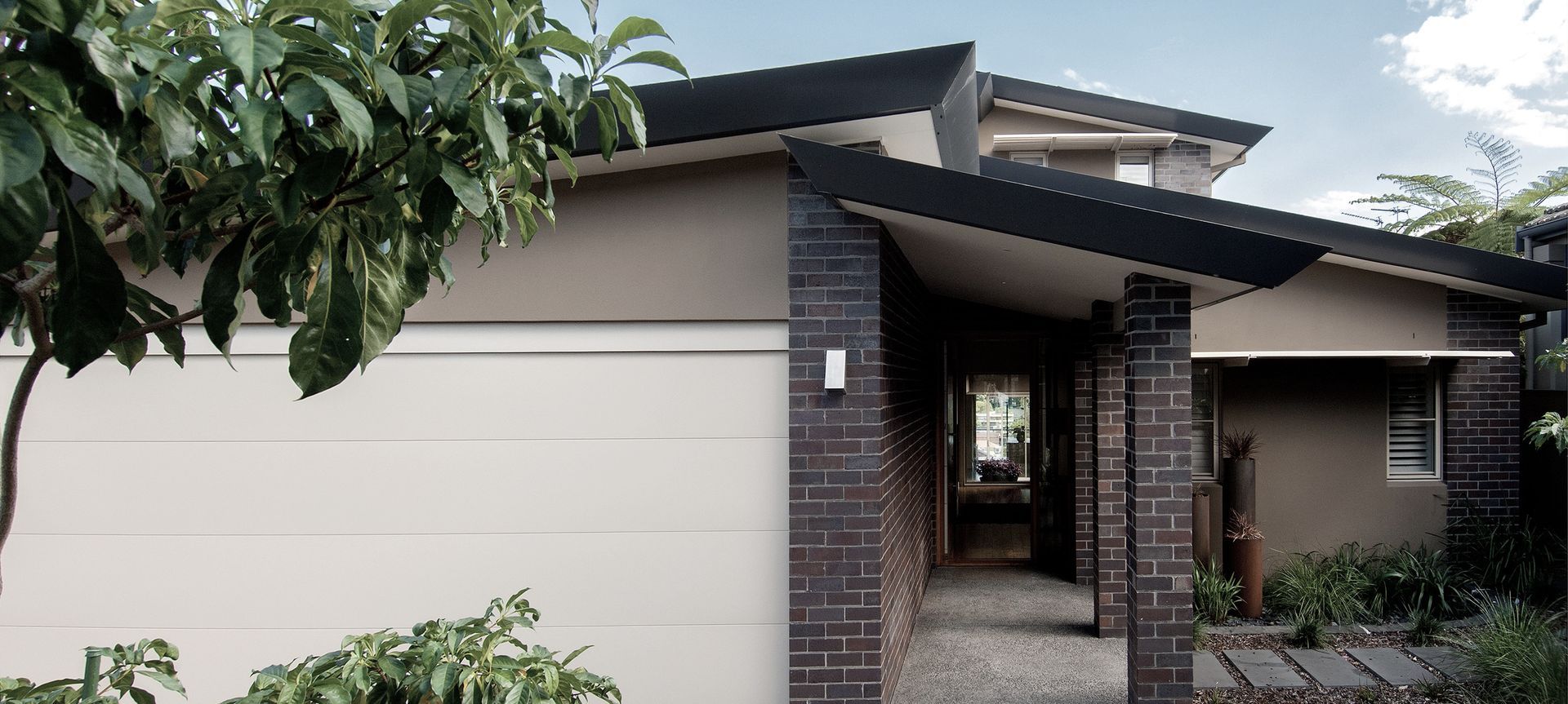 Neutral Bay House banner