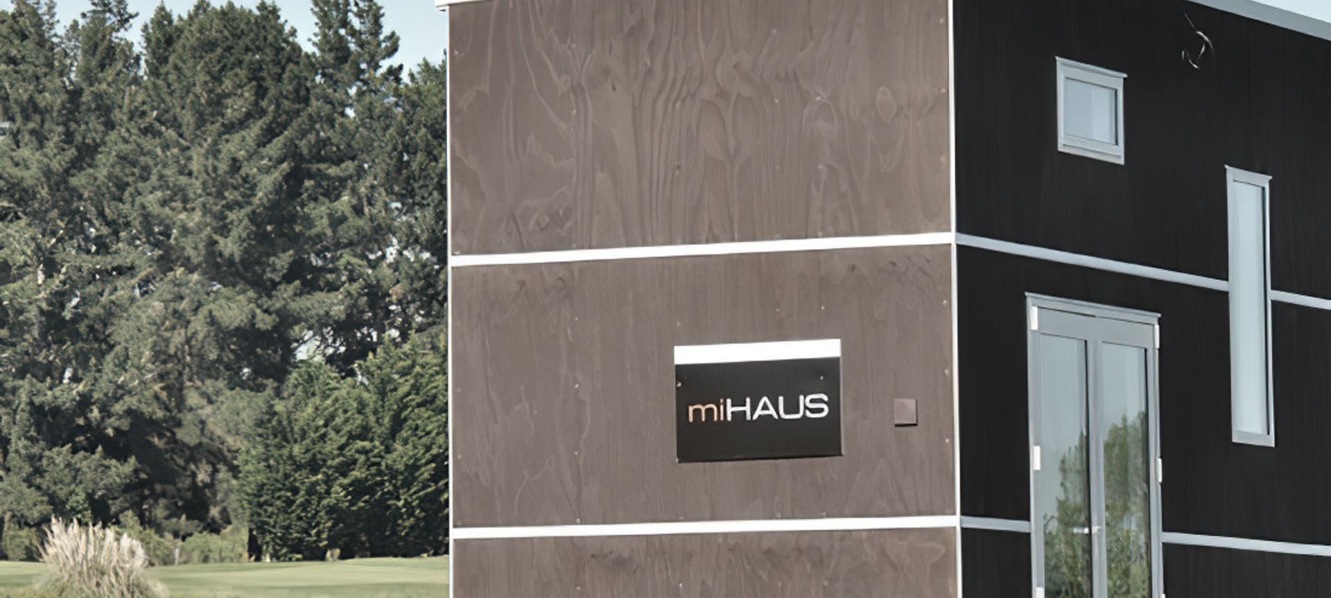 New Zealand's Big Love Affair with Baches Just Got Tiny banner