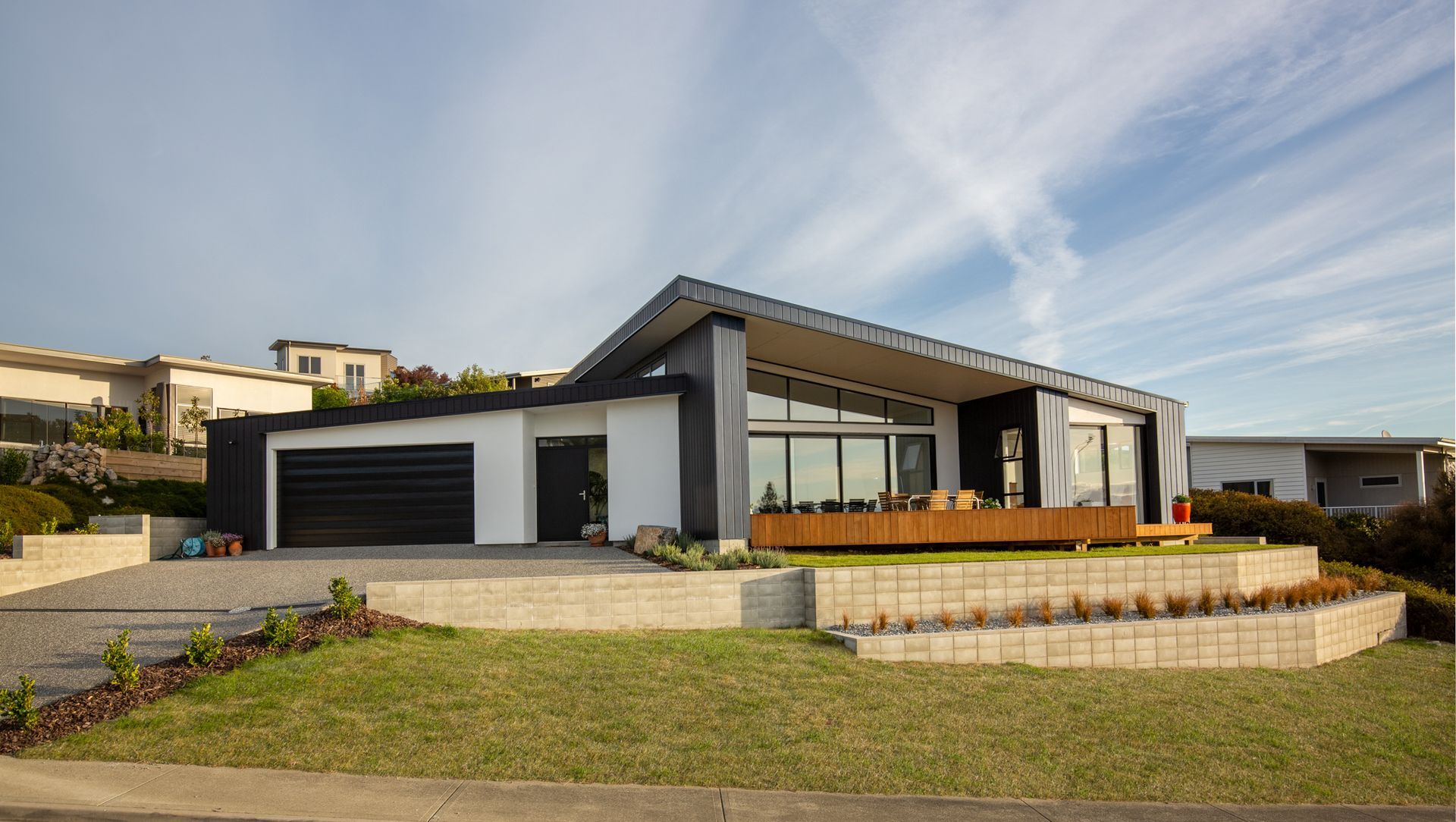 Highview Drive New Build banner