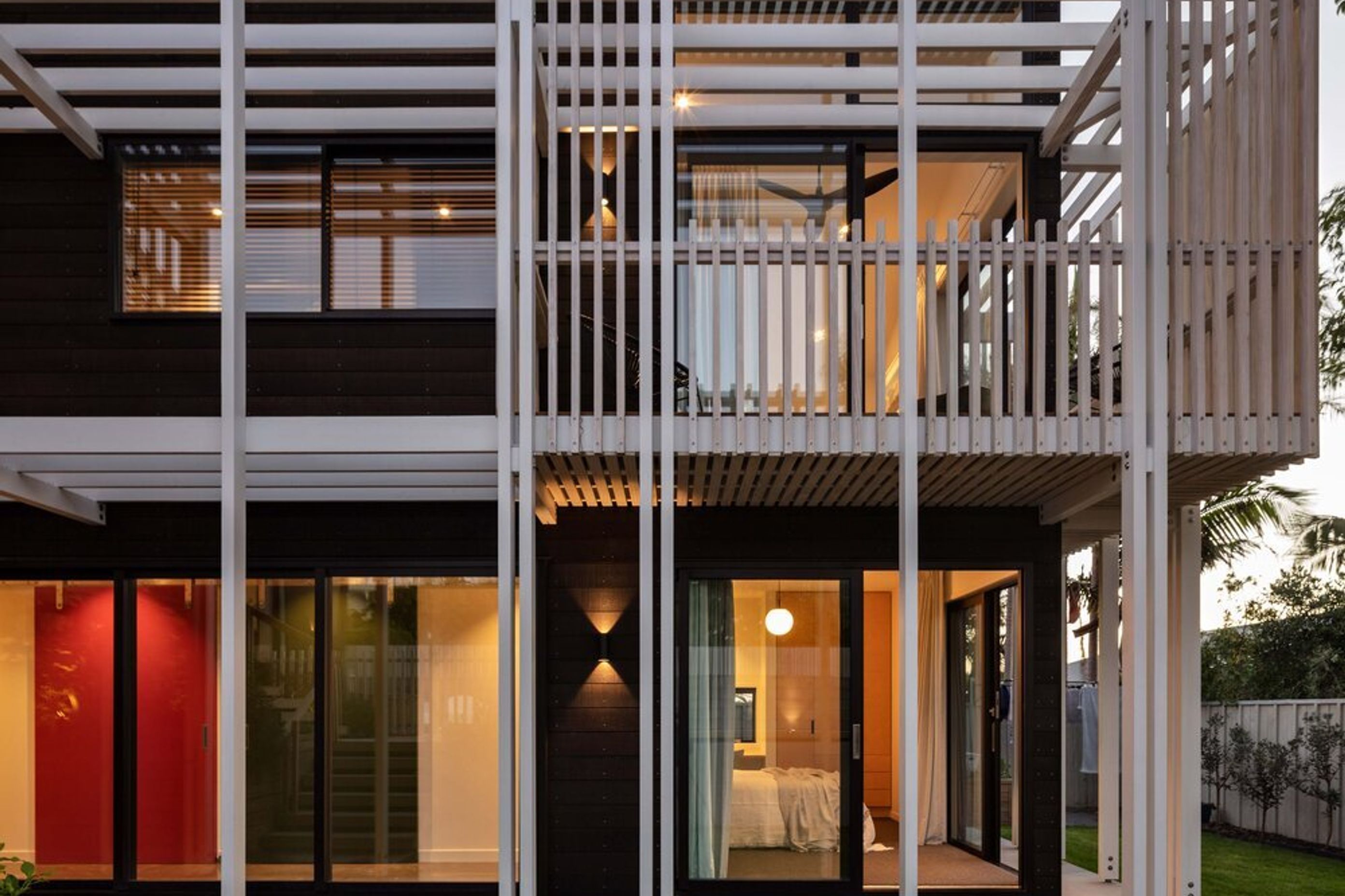 Zonnerbries House