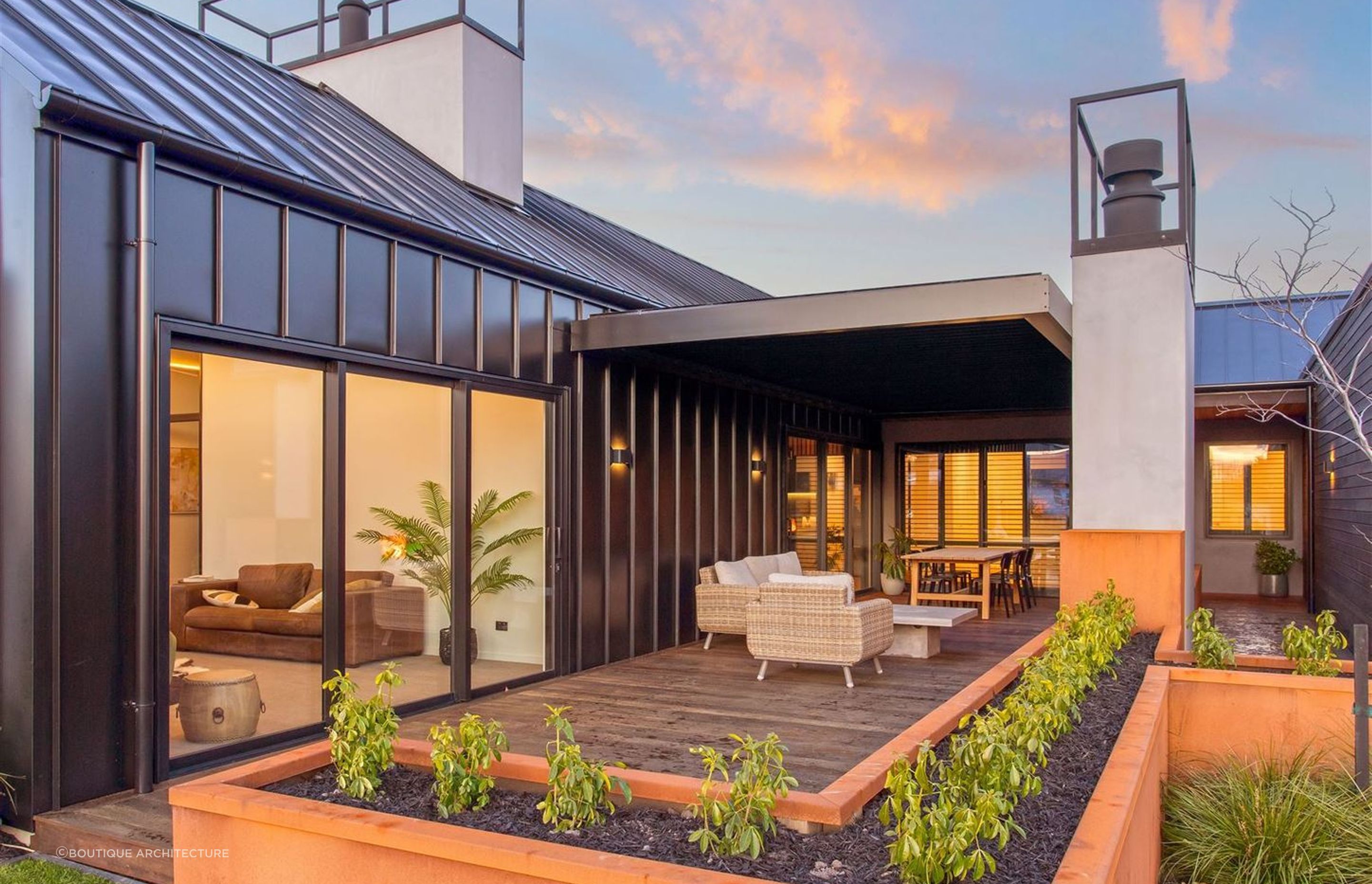 OUTDOOR-LIVING.jpg