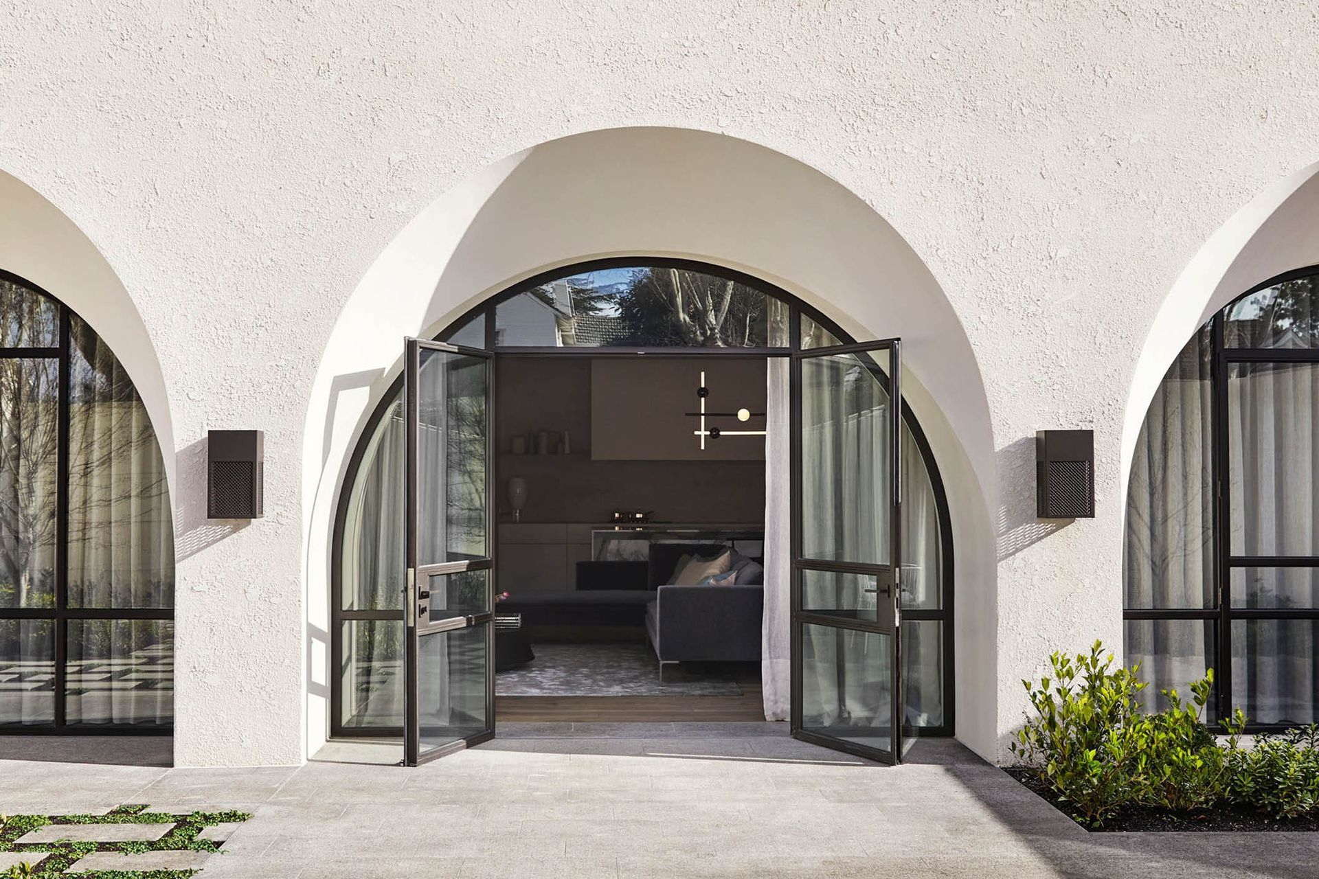 Huntingtower Road Armadale by Orchard Piper