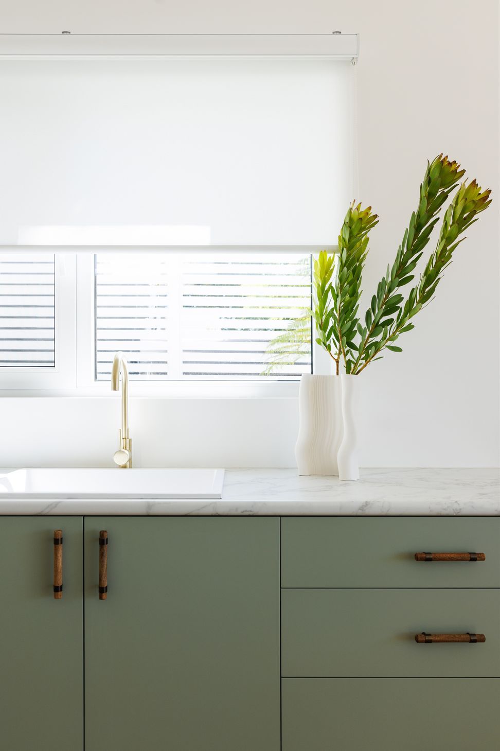 PROGRESSIVEundercliff050.jpg