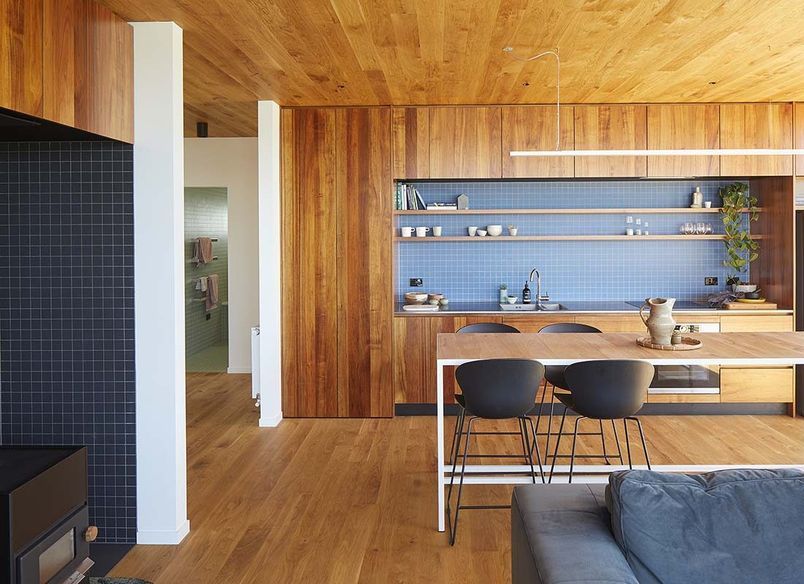 Perfect 10 x 10 Wellington Home
