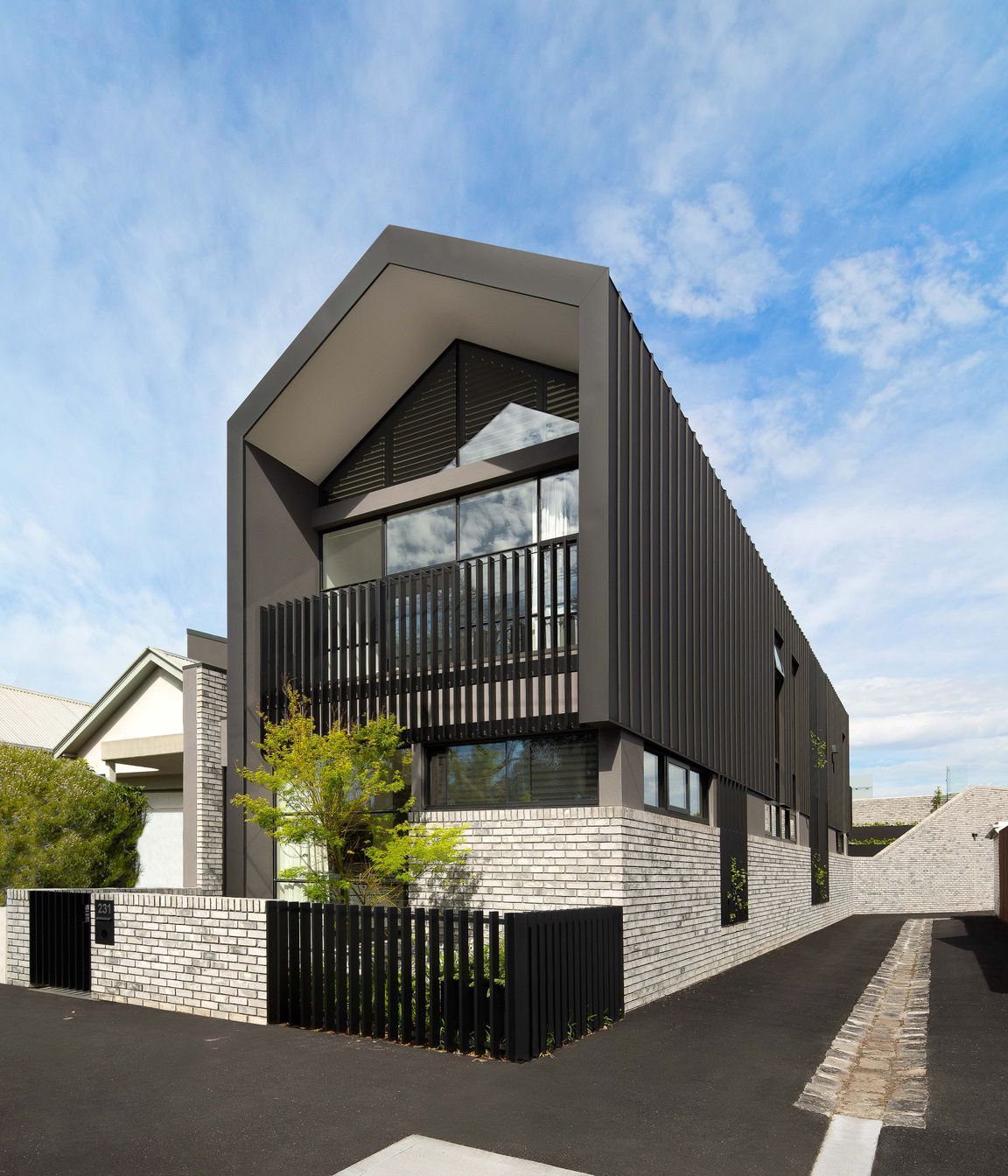 Petersen-D91-bricks-Port-Melbourne.jpg