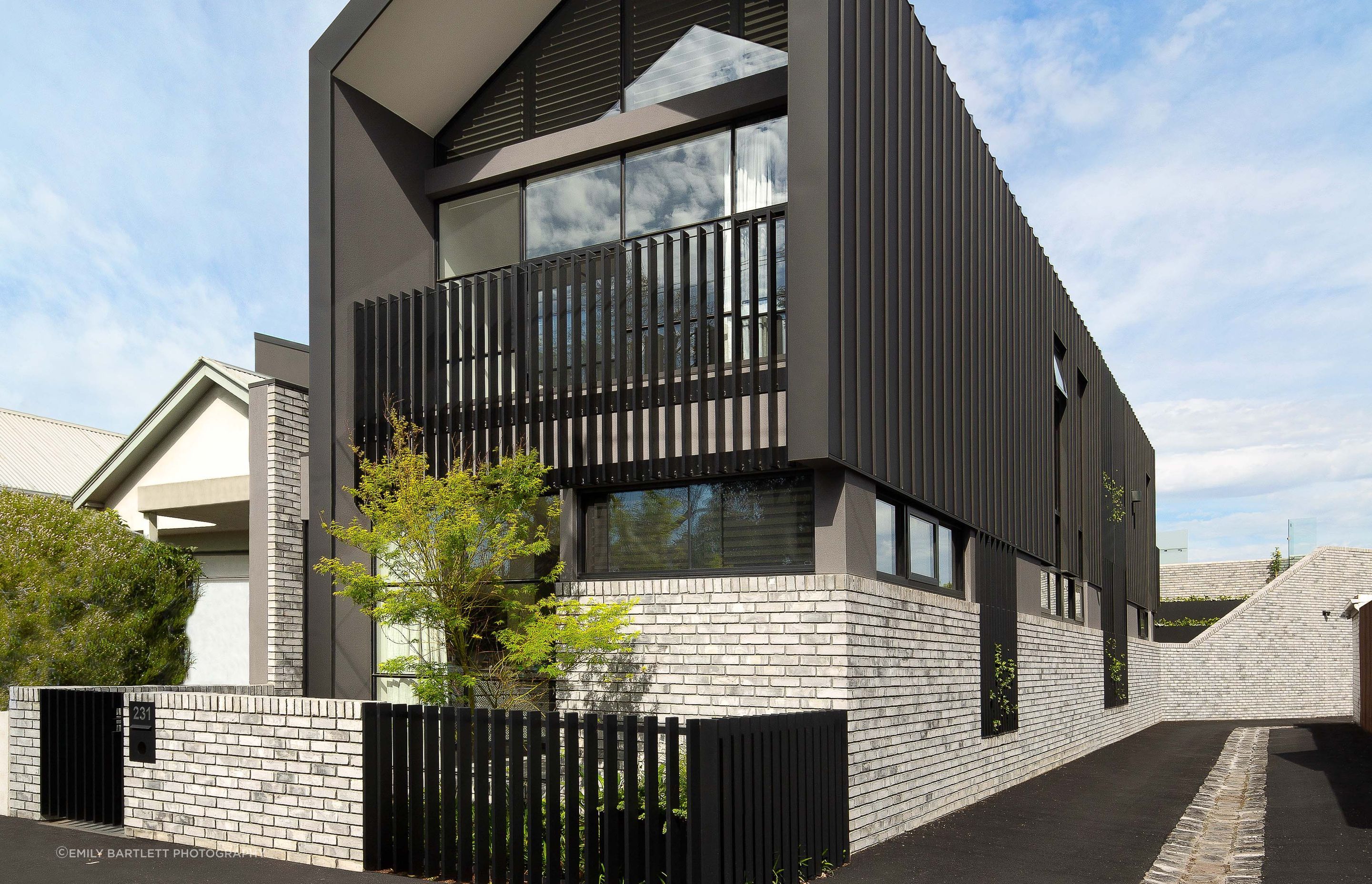 Petersen-D91-bricks-Port-Melbourne.jpg