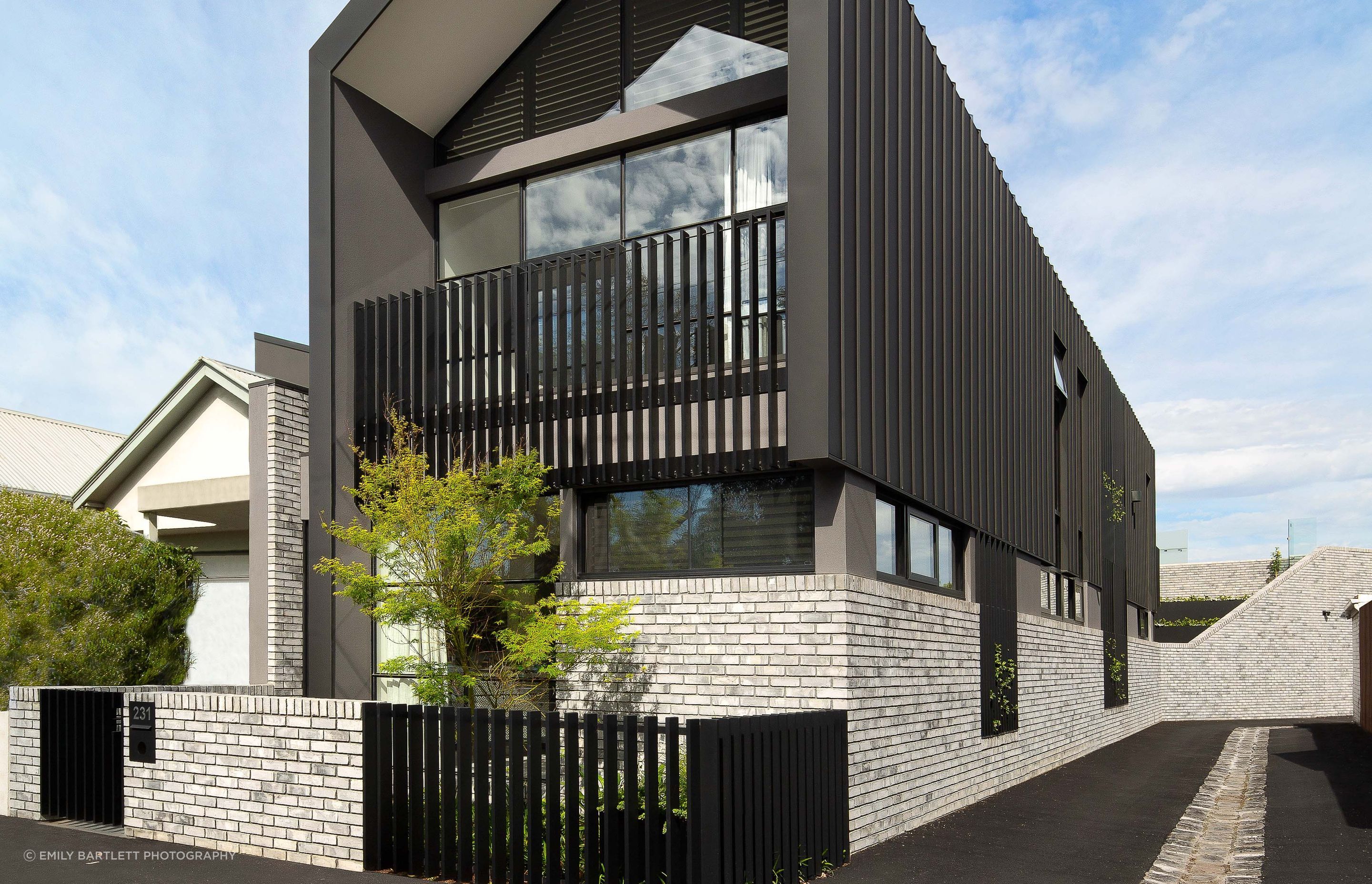Petersen-D91-bricks-Port-Melbourne.jpg