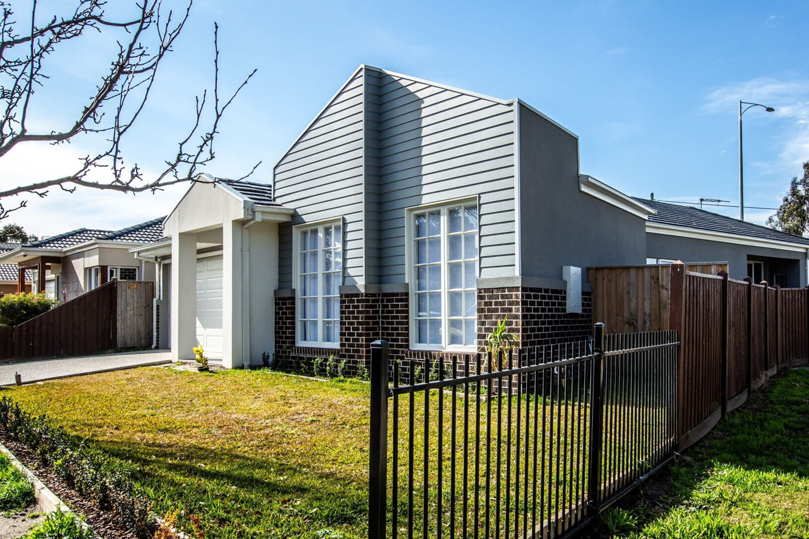 Poets Court, Mernda