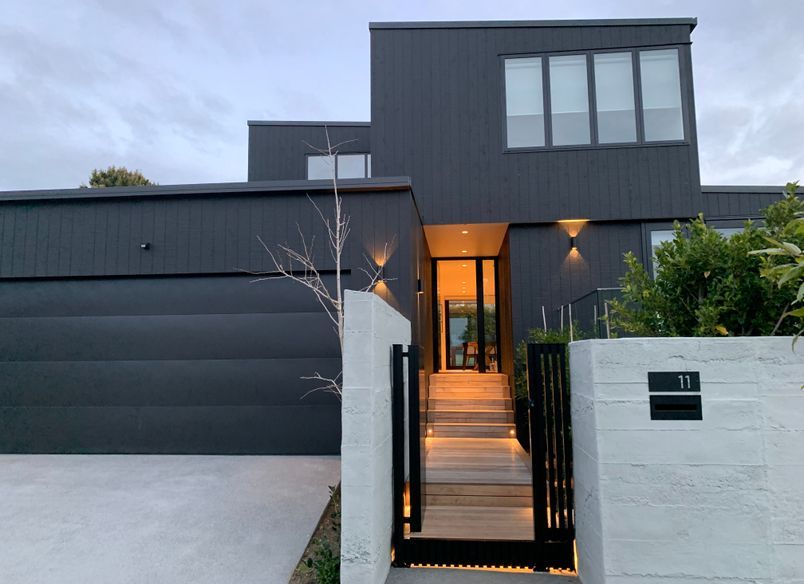 Black House