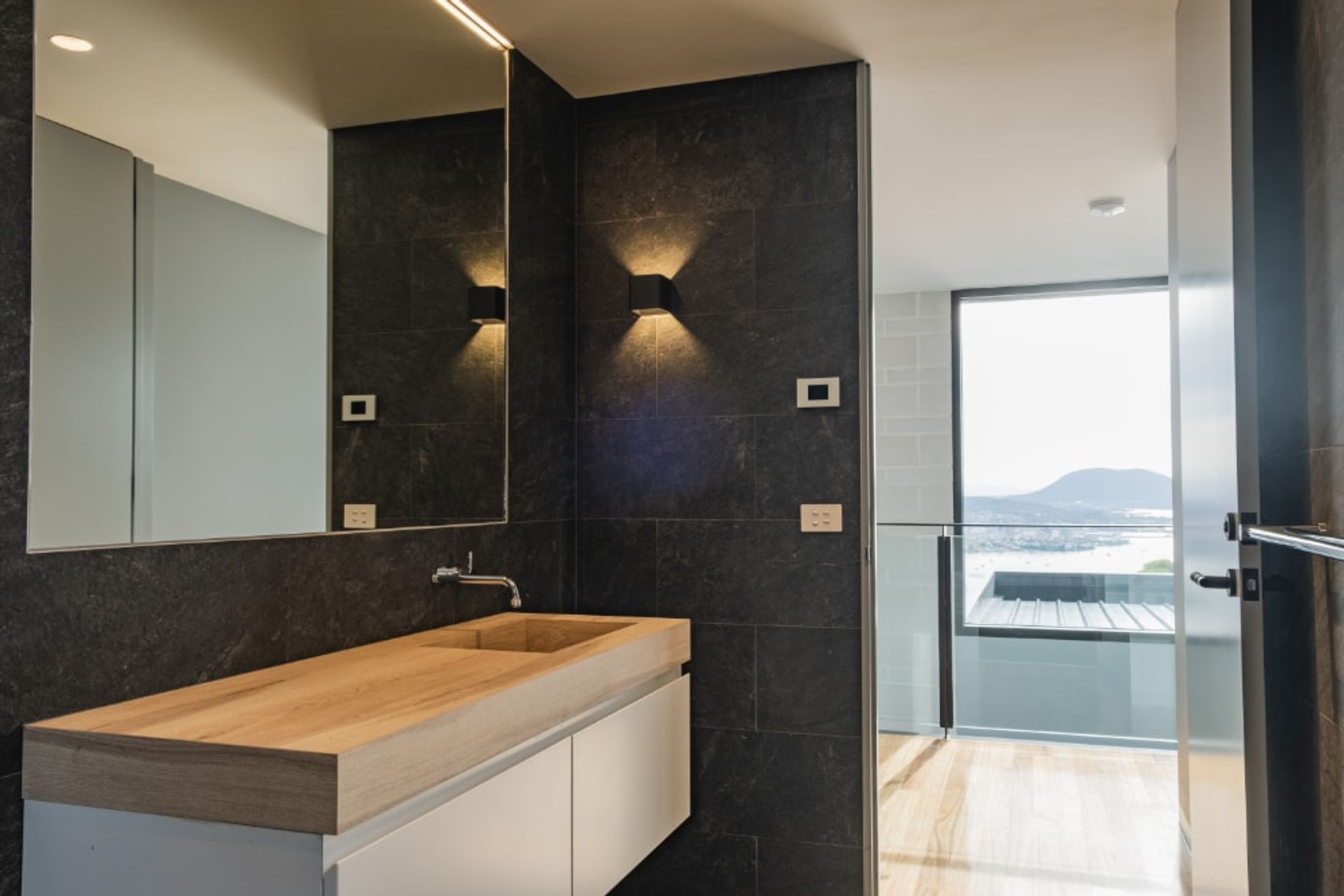 Nicholas Drive Residence