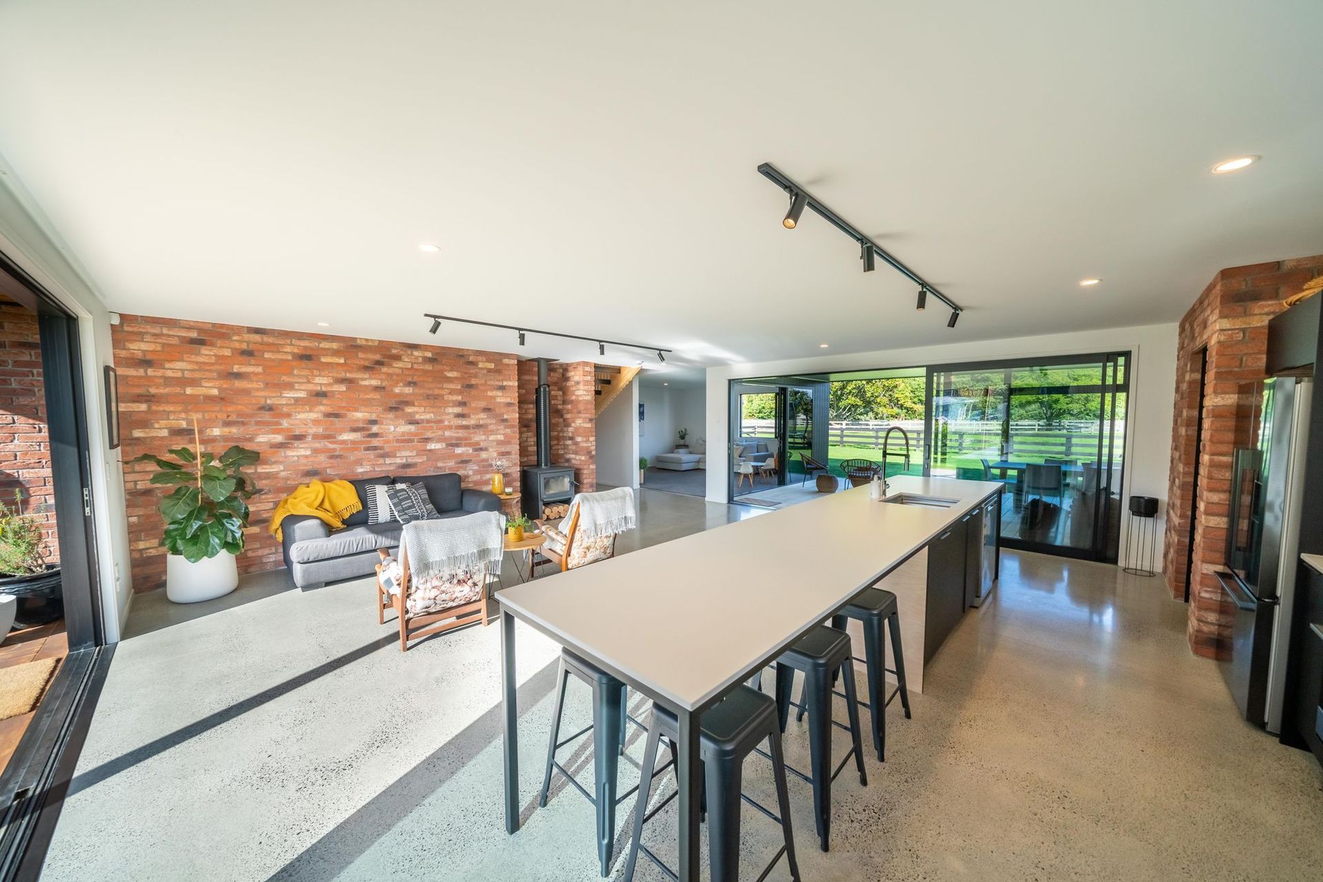 High End Home
