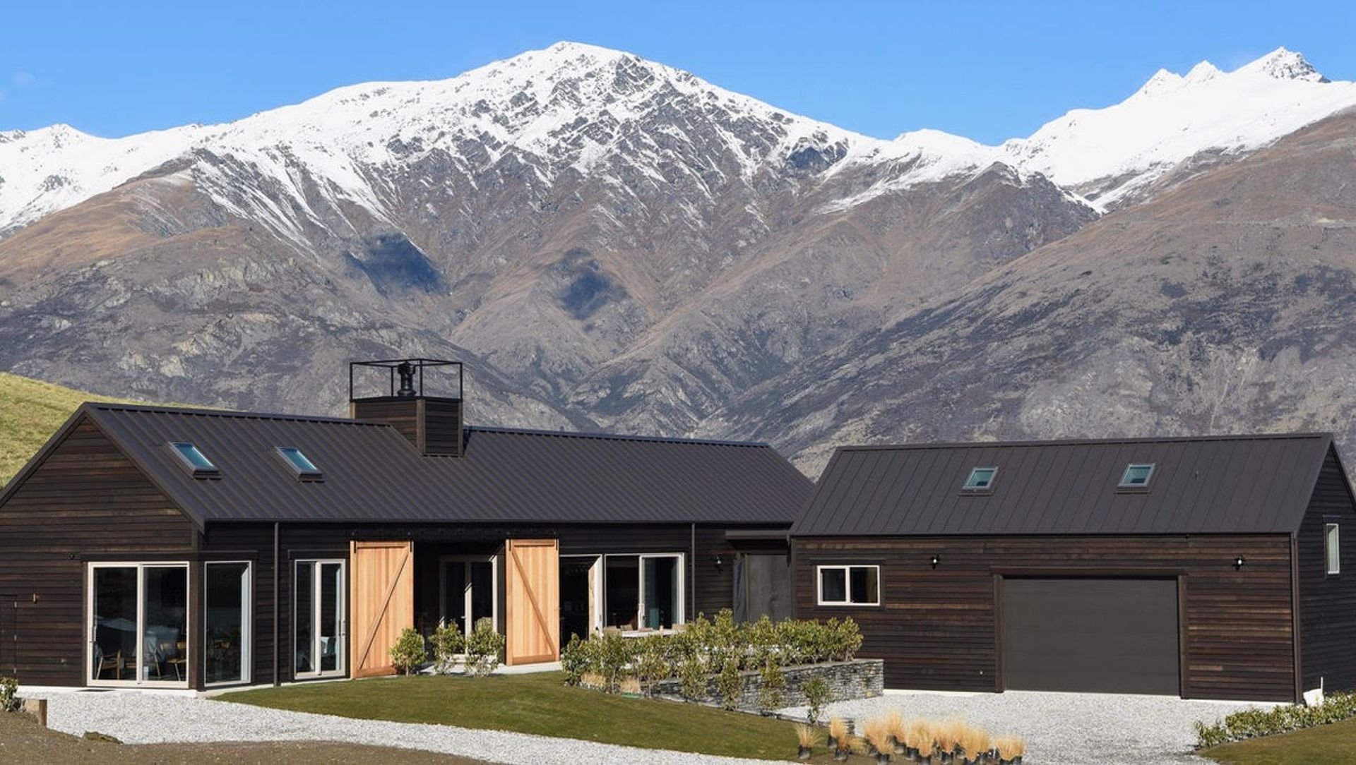 Queenstown banner