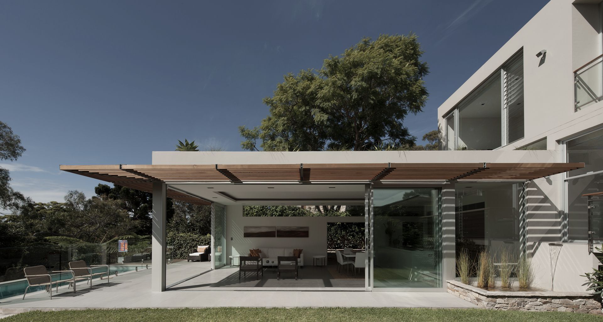 Green Roof House banner