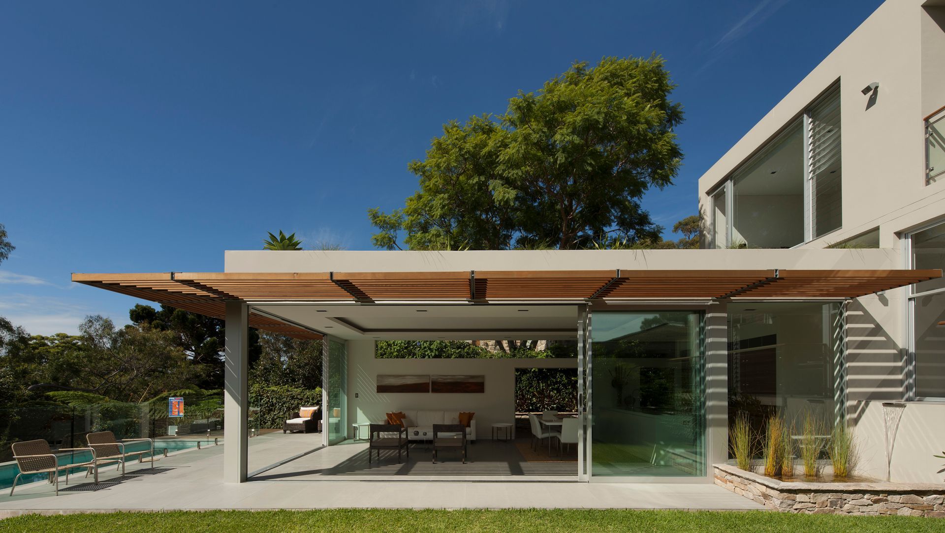 Green Roof House banner